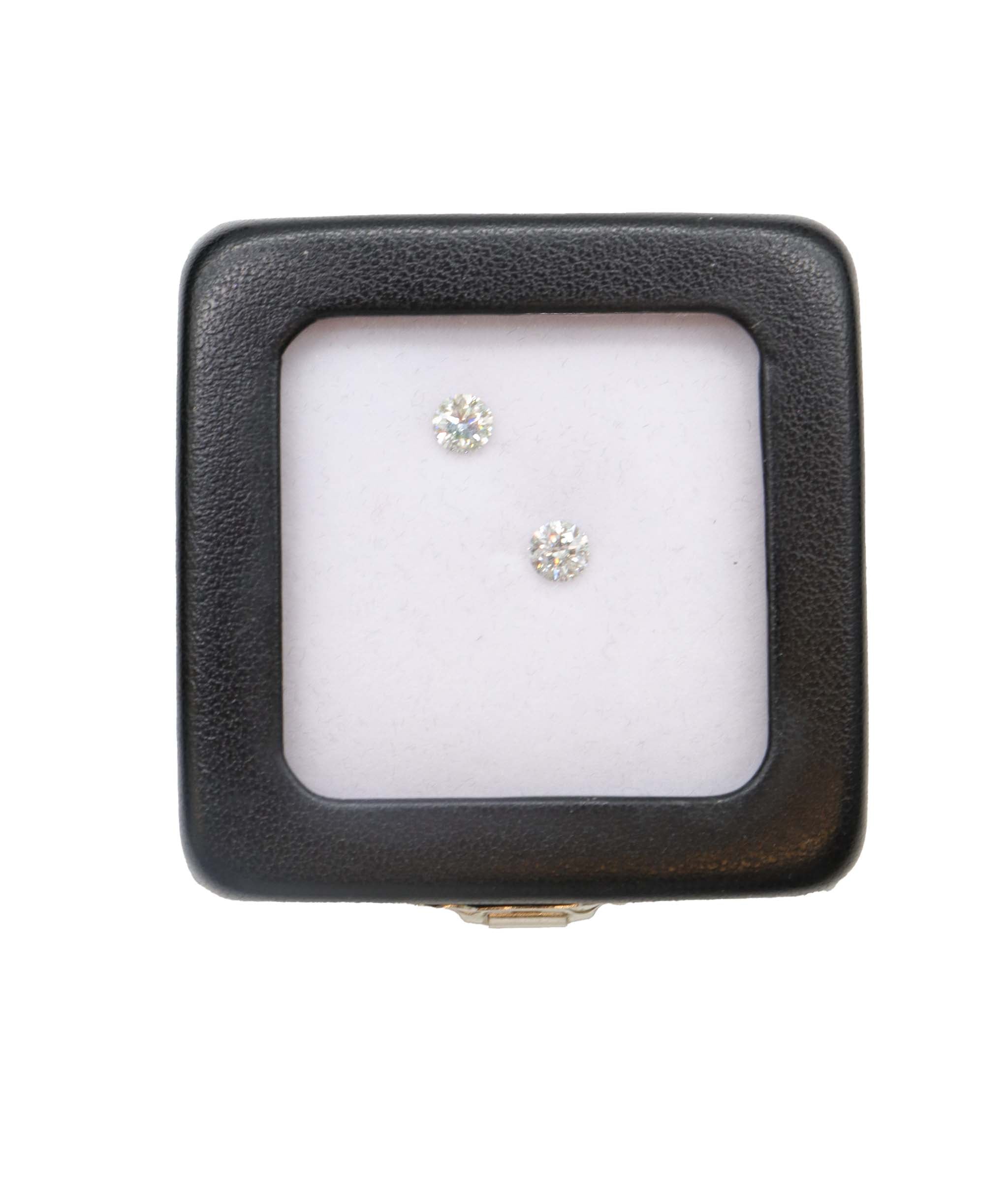 Luxury Promise 1.02 ct J ROUND PAIRS DIAMOND DXBS1179