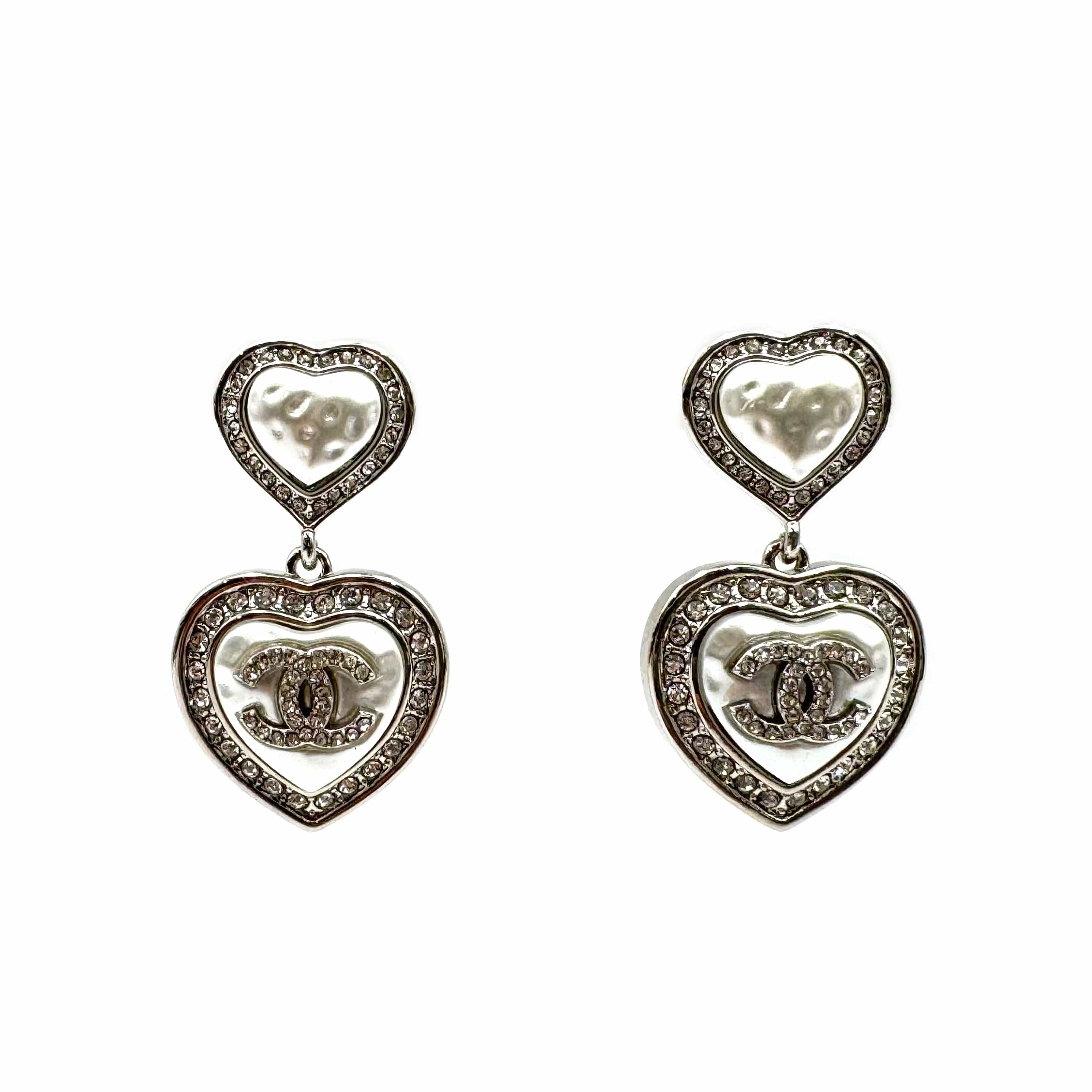 Luxury Promise CHANEL EARRINGS COCOMARK HEART MOTIF FAKEPEARL RHINESTONE ACCESSORY B23K 90233431