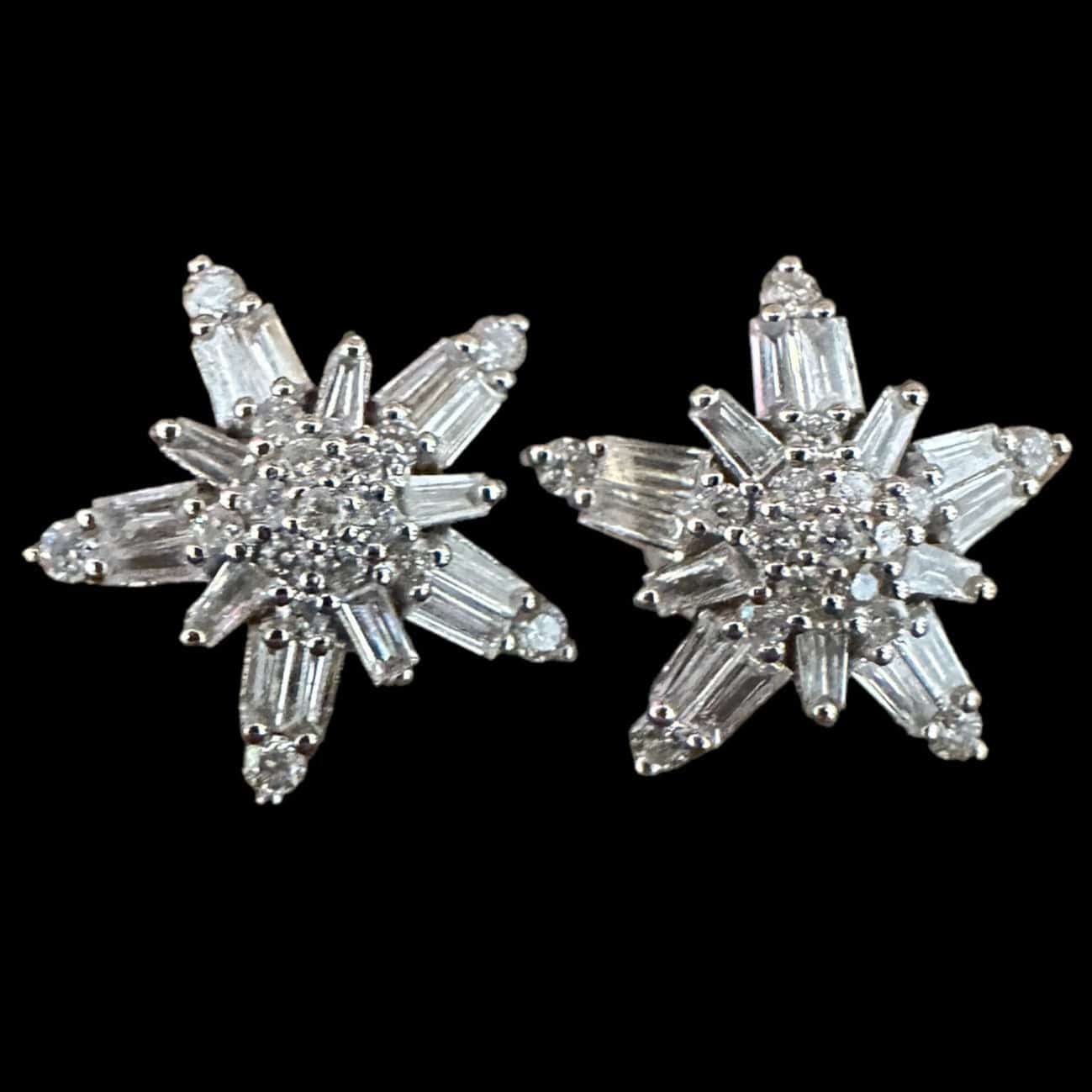 Luxury Promise Natural white diamond star studs set in white gold