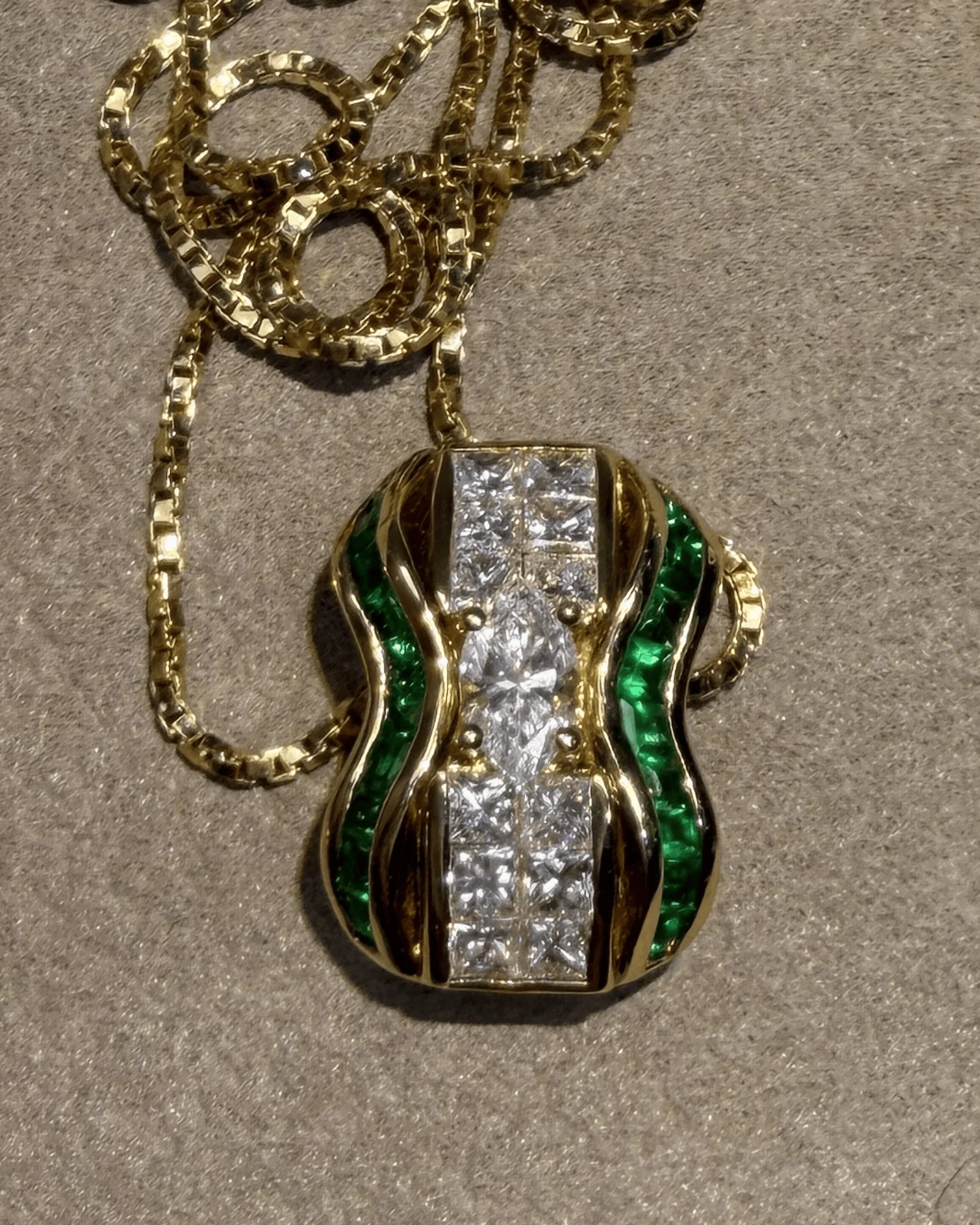 Luxury Promise Emerald Necklace in 18K / D0.42ct/0.61ct / E0.30ct 3171 JJC0590