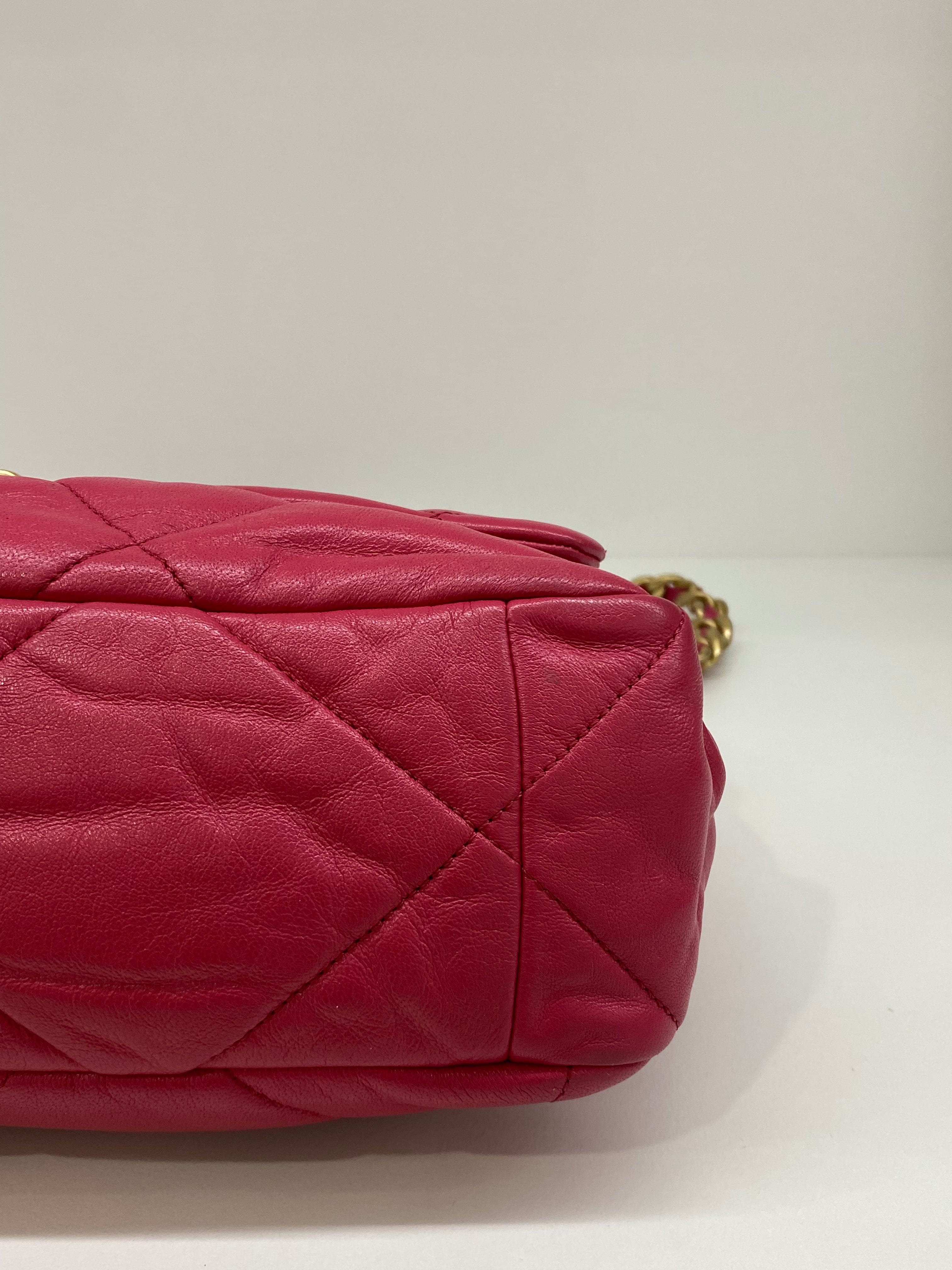 Luxury Promise Chanel 19 Large (Medium) Fuchsia Pink GHW