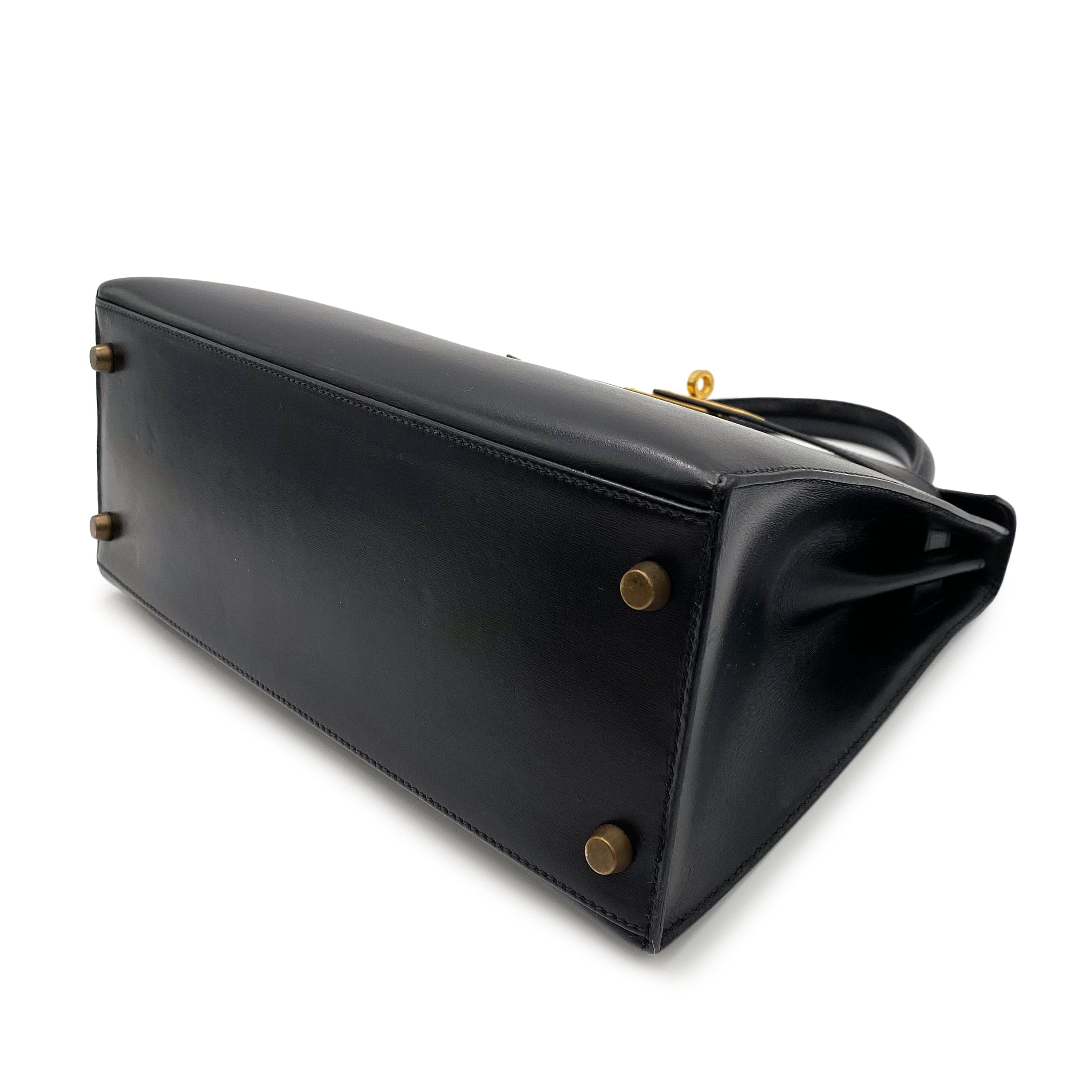 Luxury Promise HERMES KELLY 28 SELLIER BLACK BOXCALF GHW #V Circle