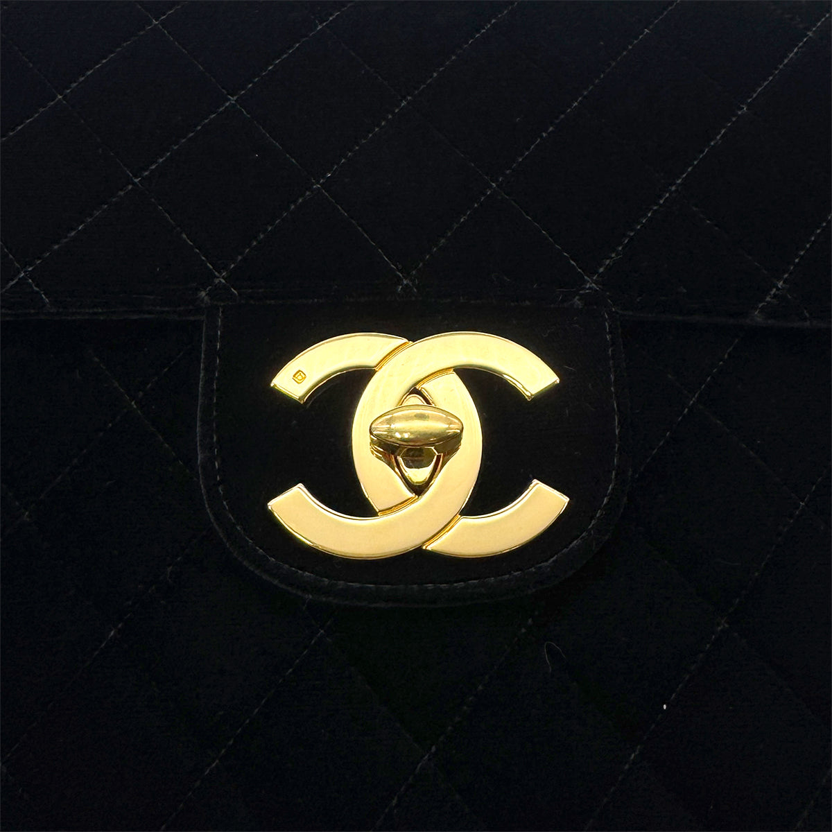 Luxury Promise Japan CHANEL VINTAGE JUMBO MATELASSE 30 CHAIN SHOULDER BAG BLACK VELOR 90283973