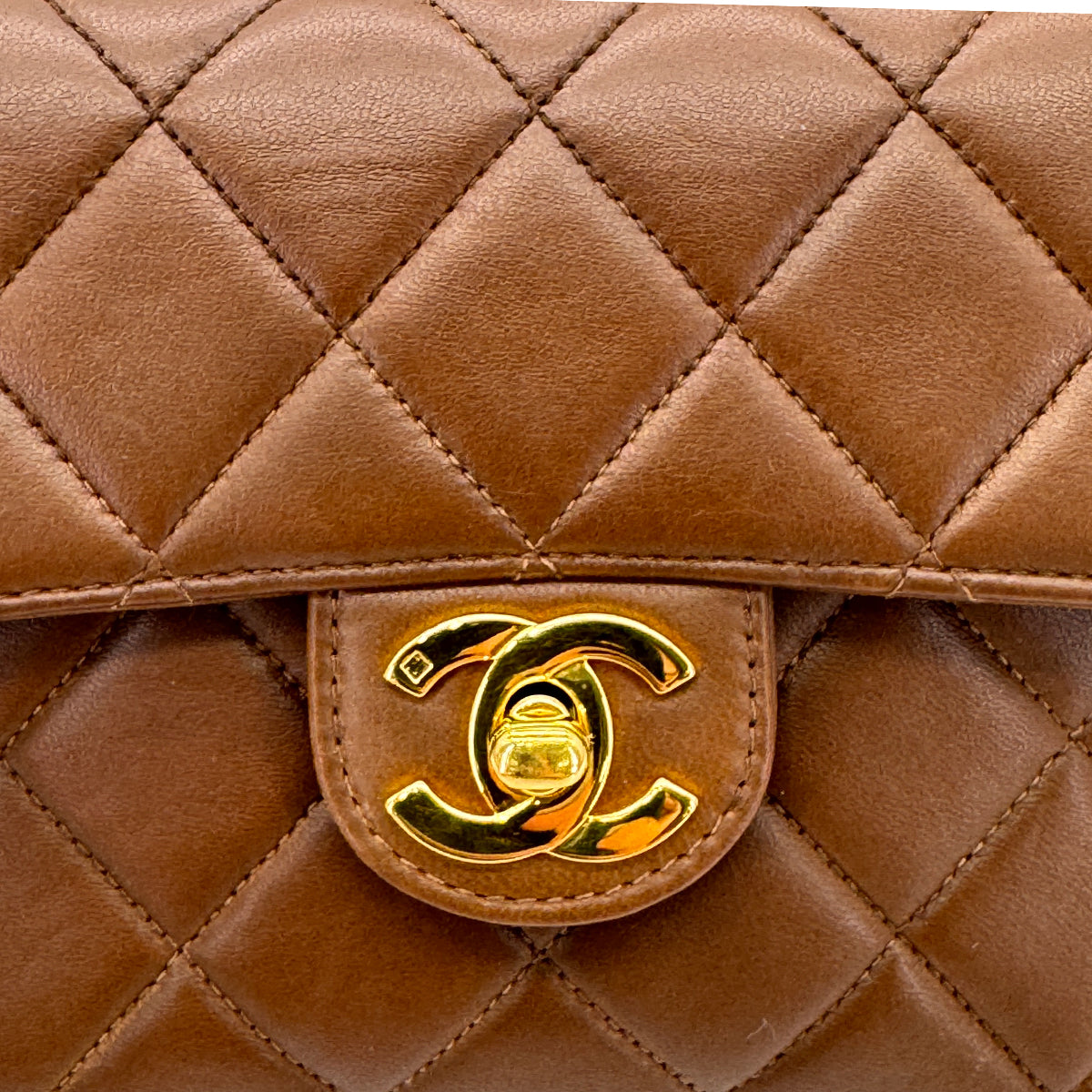 Luxury Promise Japan CHANEL VINTAGE MATELASSE HAND BAG BROWN LAMB SKIN 90289055