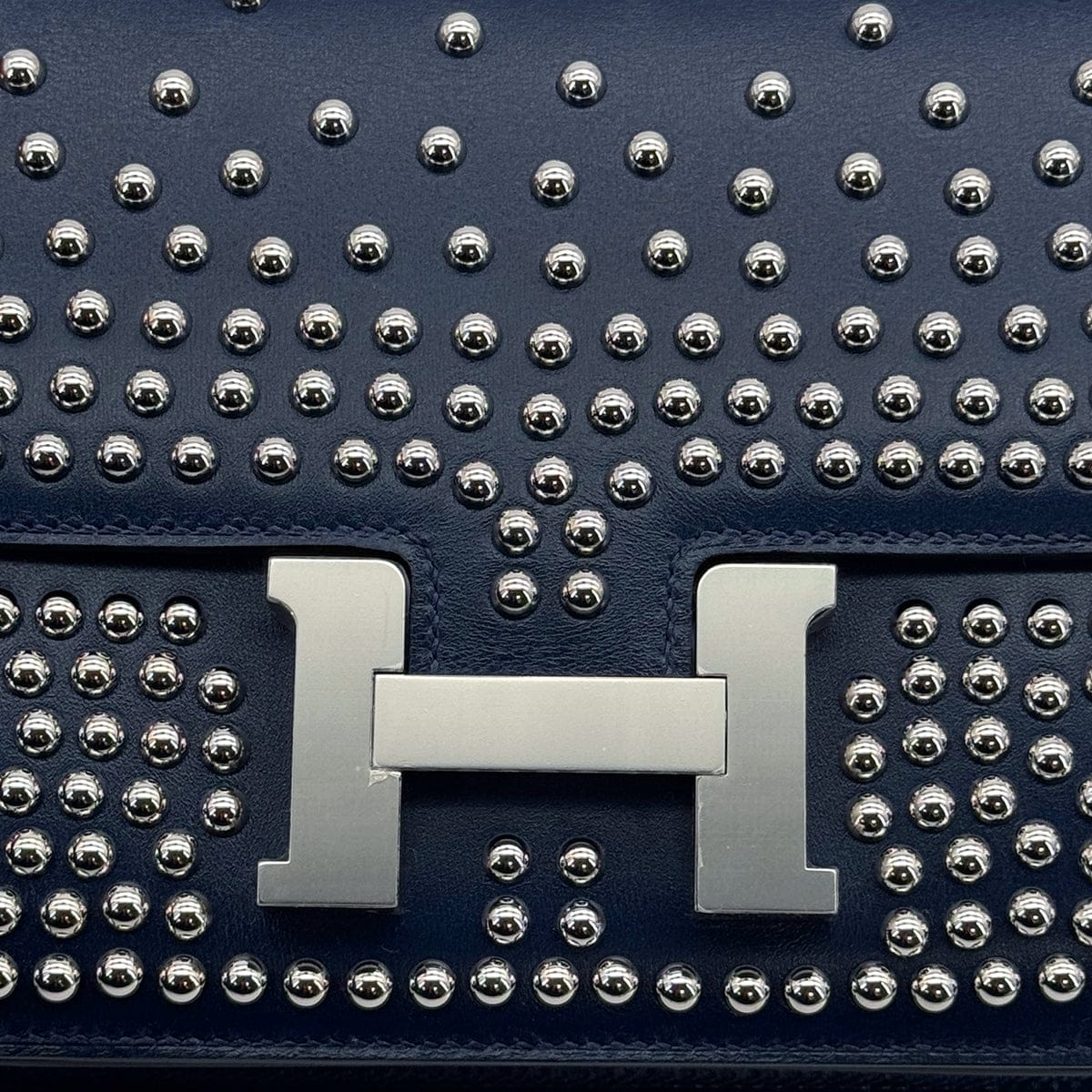 Luxury Promise Japan HERMES CONSTANCE 3 MINI 18 MIROIR CLOUTE BLUE ABYSSE BOXCALF 2025 K STAMP PALLADIUM HARDWARE 90316884