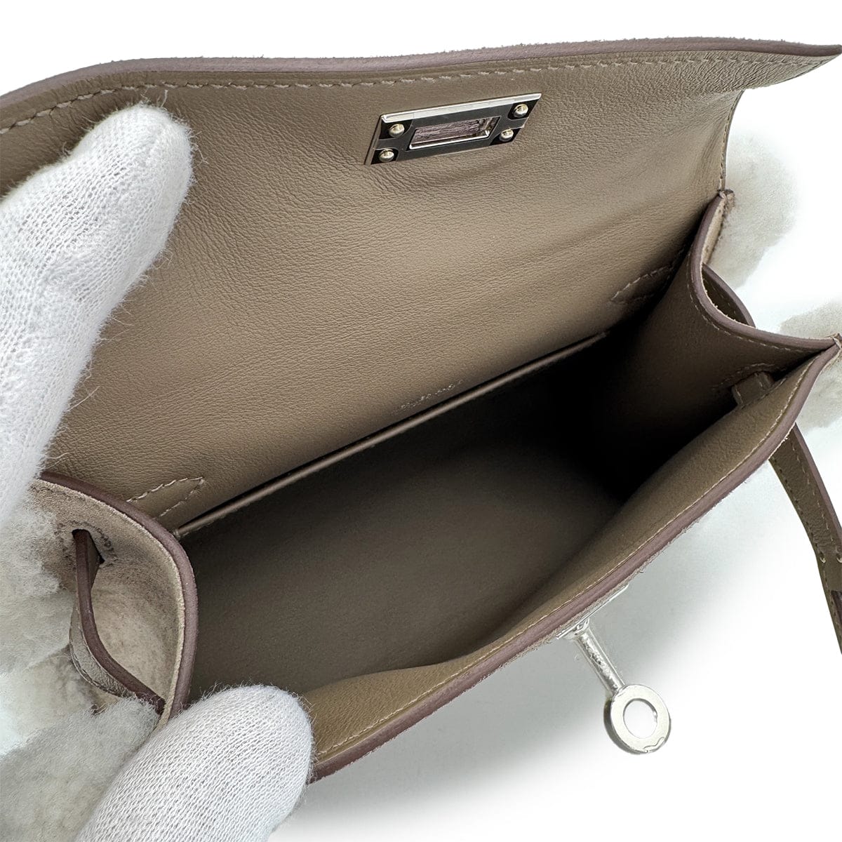 Luxury Promise Japan HERMES MINI KELLY 20 TEDDY PLUCH GRIS CAILLOU ECRU ETOUPE GRIZZLY MOUTON VEAU SWIFT HAND SHOULDER BAG 2025 K STAMP PALLADIUM HARDWARE 90318739