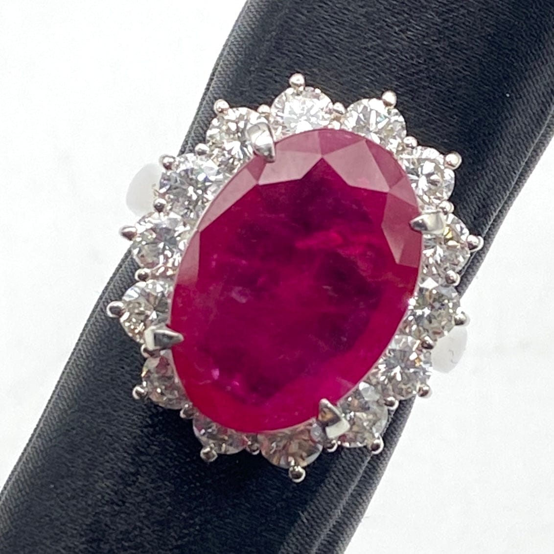 Luxury Promise Japan Pt900 Ruby Ring R10.21 D2.48 14.9g Certificate US7 50438