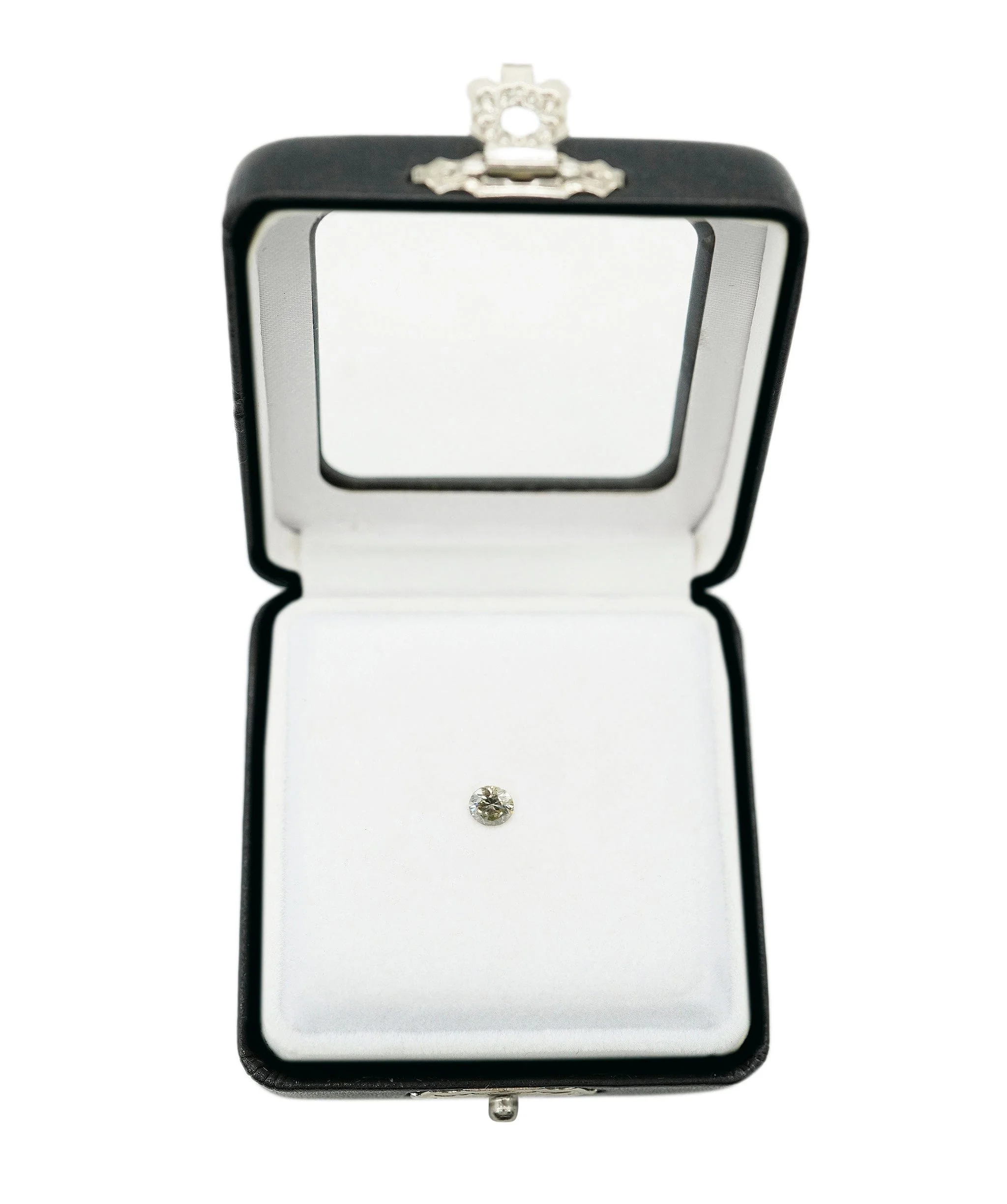 Luxury Promise 0.41ct Green Camelion ROUND SHAPE DIAMOND  DXBN0105