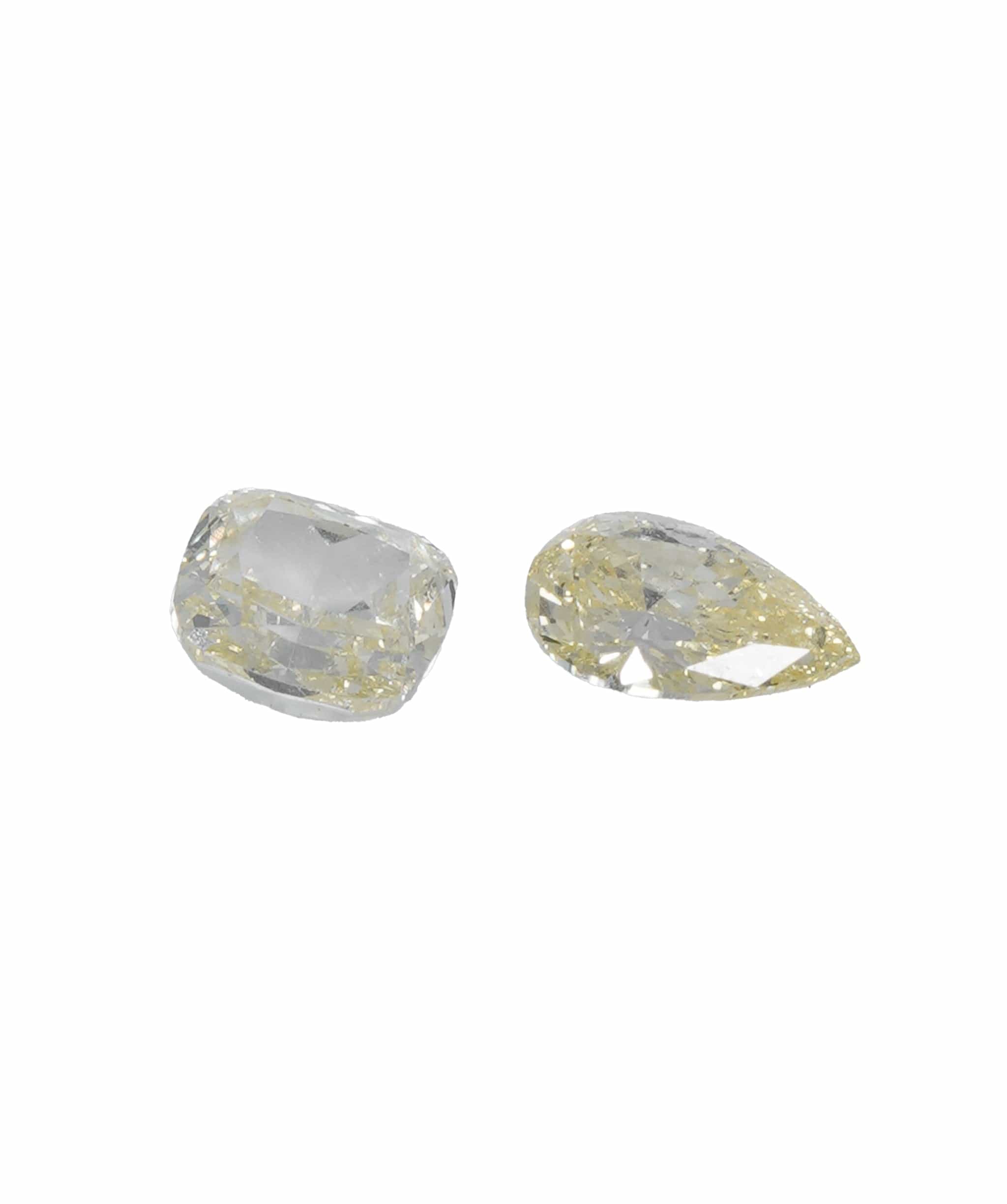 Luxury Promise 0.67 ct PEAR& CUSHION NATURAL YELLOW DIAMOND SET OF 2 ANL-S20-31