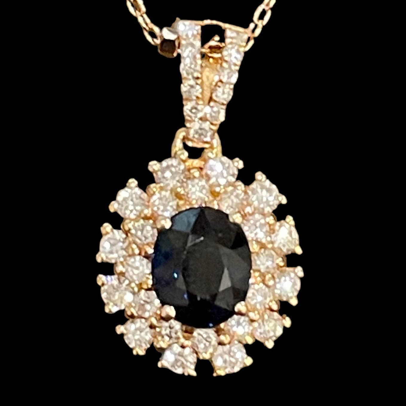 Luxury Promise Oval Diamond Blue Sapphire Gold Pendant Necklace