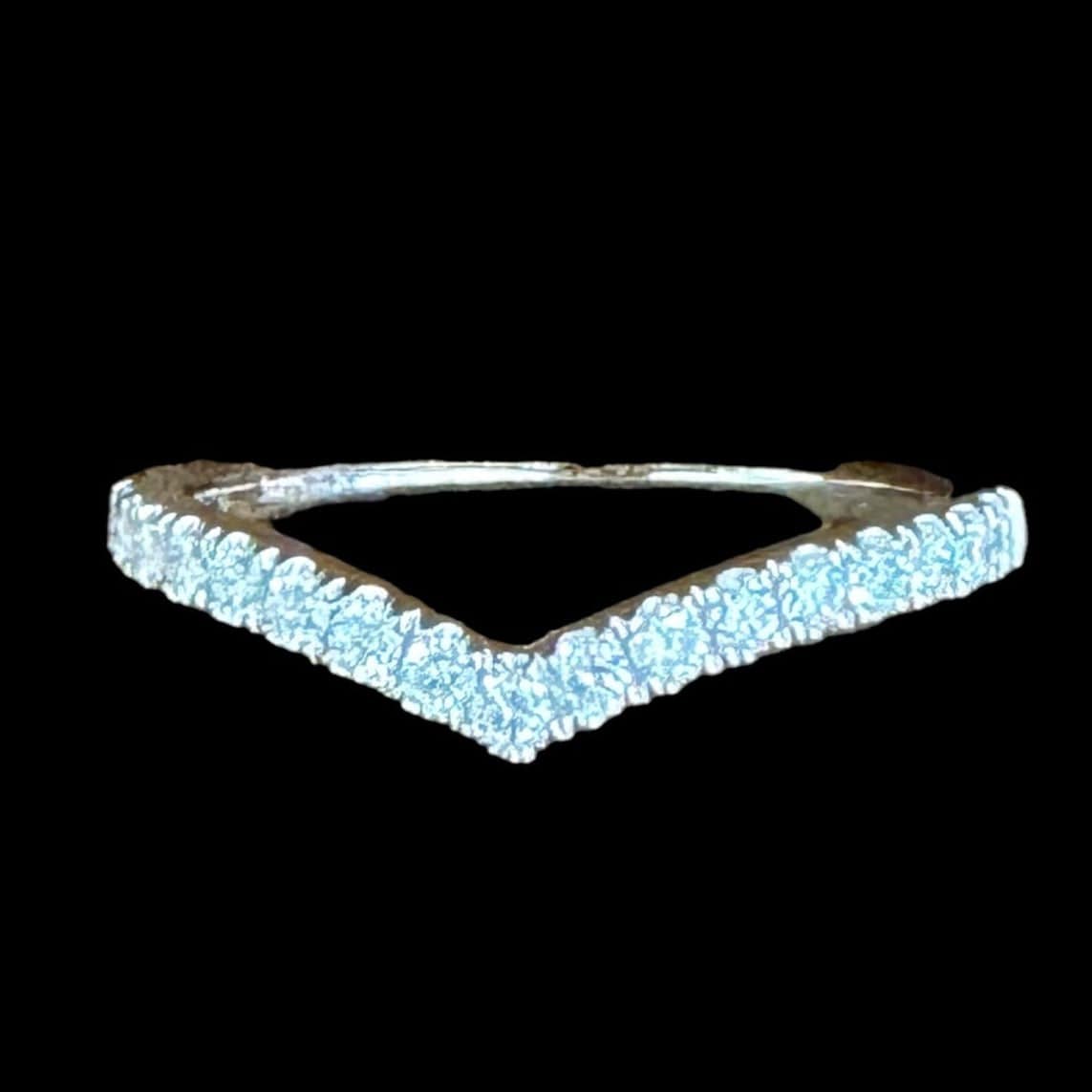 Luxury Promise Diamond Point Ring set in 18K White Gold