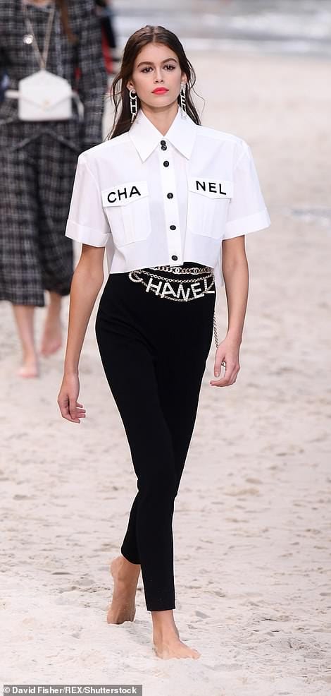 LuxuryPromise chanel cropped shirt 2019 CHA NEL ASL8440