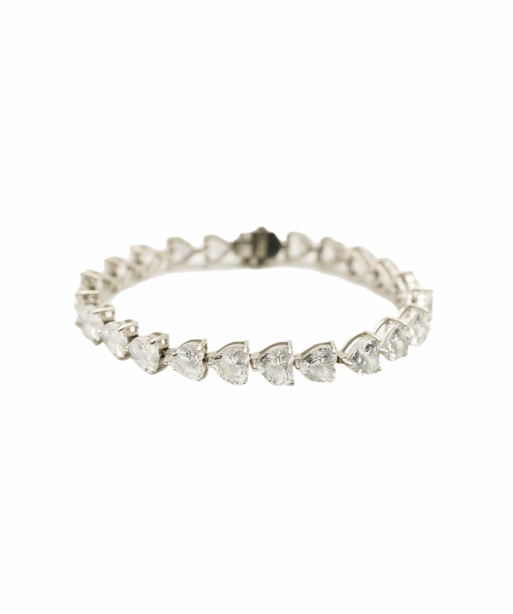 LuxuryPromise heart shaped diamond lab grown tennis bracelet