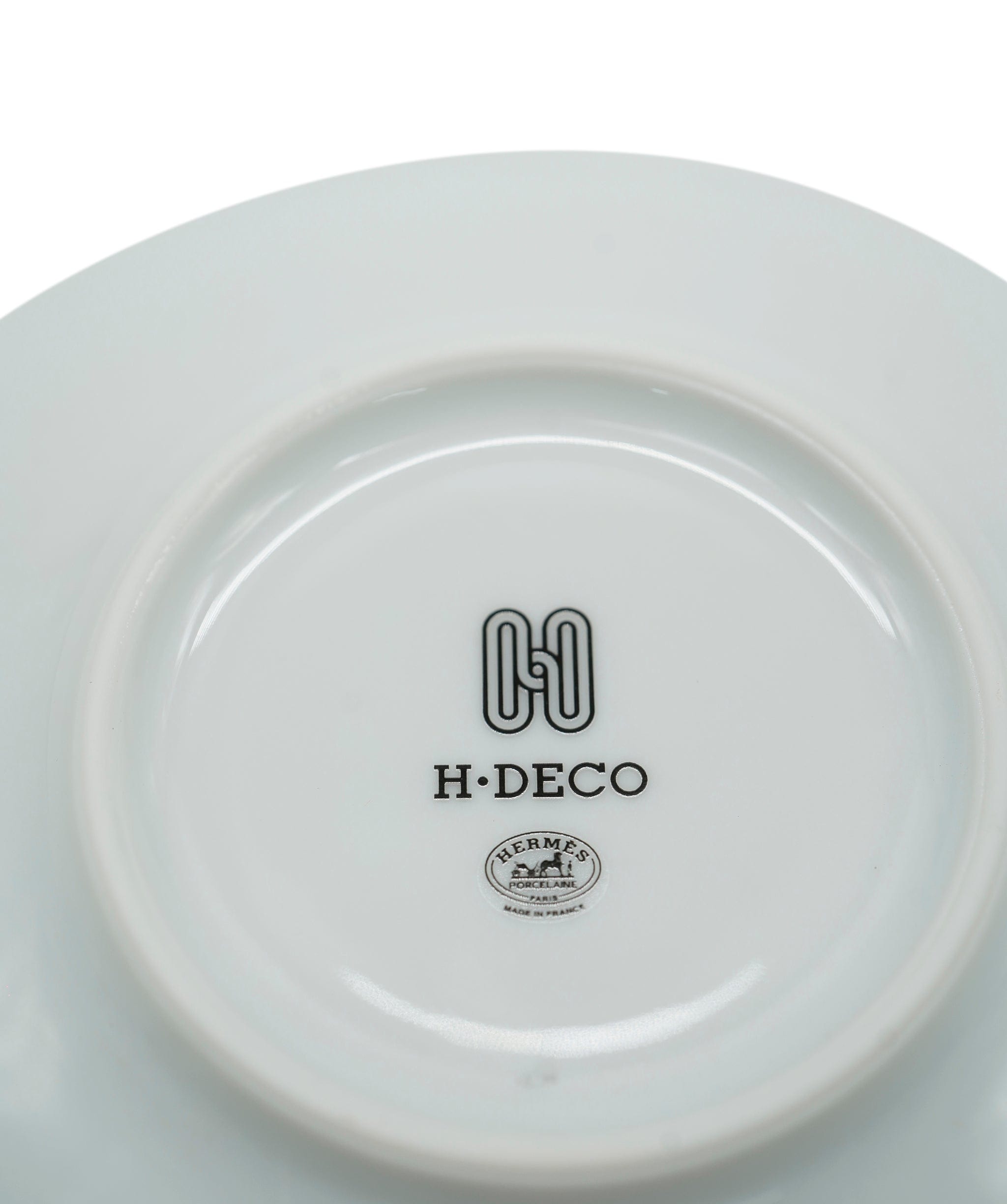 LuxuryPromise H Deco Tea Cup And Saucer – Set Of 2