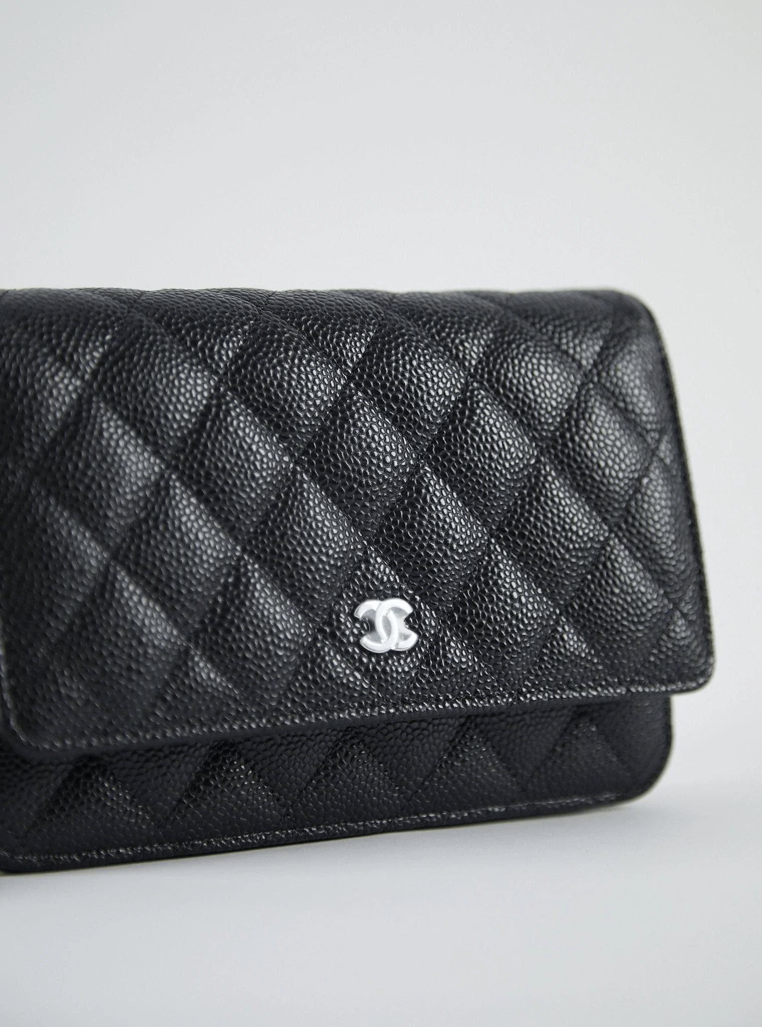 LuxuryVault CHANEL WALLET ON CHAIN BLACK Caviar Leather with Silver-Tone Hardware