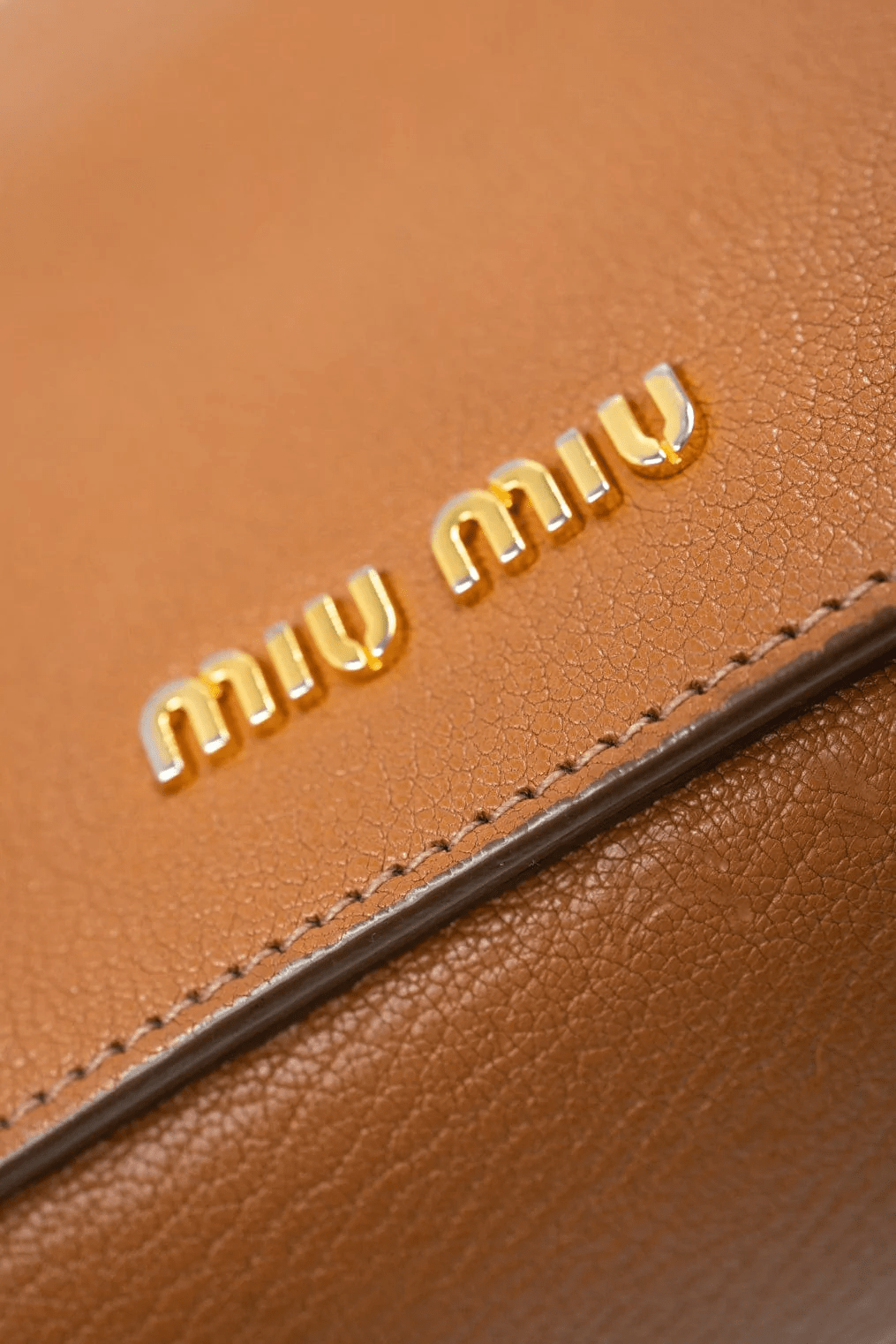 Miu Miu Miu Miu camel null 21.0cmX28.0cm 10AwC6941