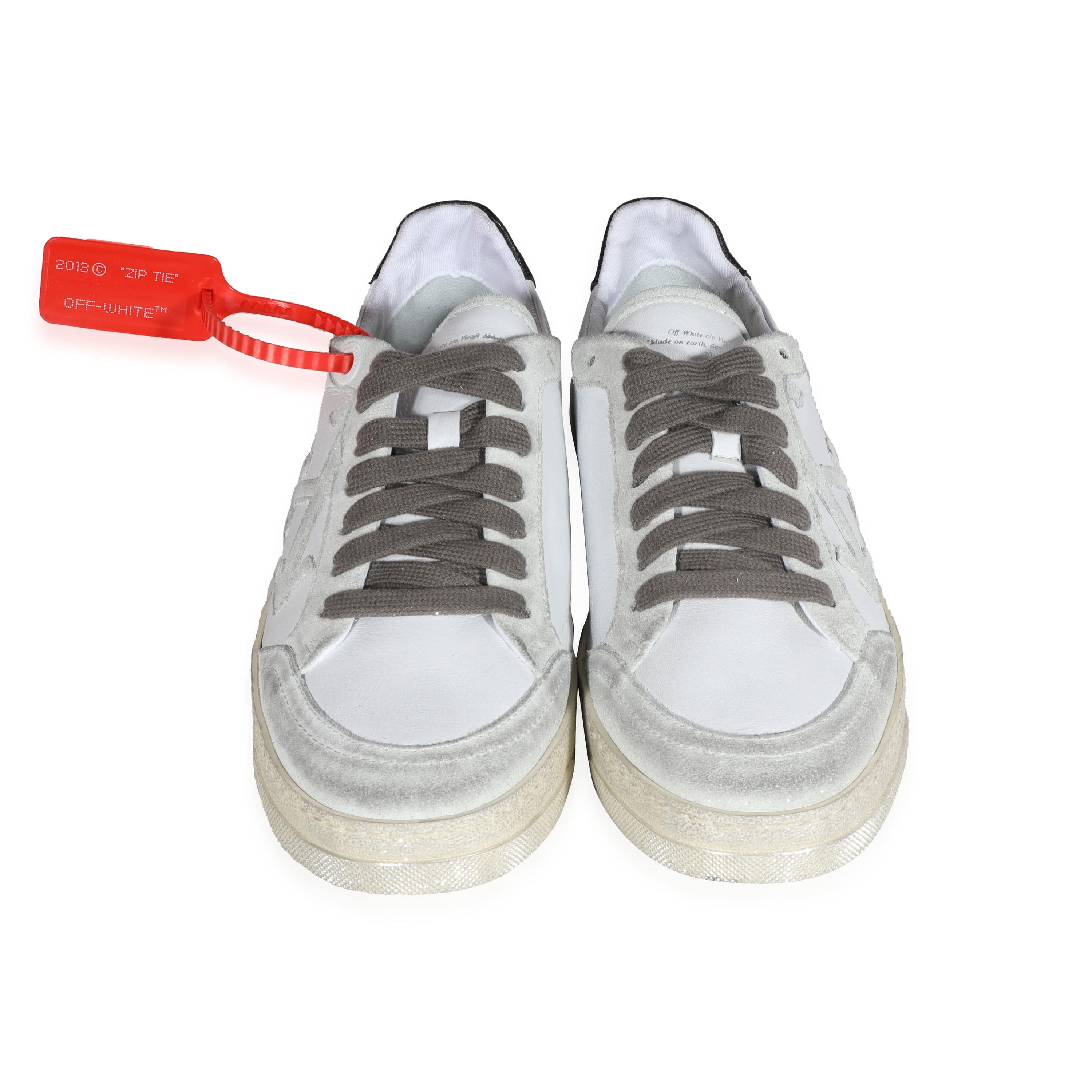 Off-White Off-White -  Off white 2.0 low top 'White Grey' (39 EUR)