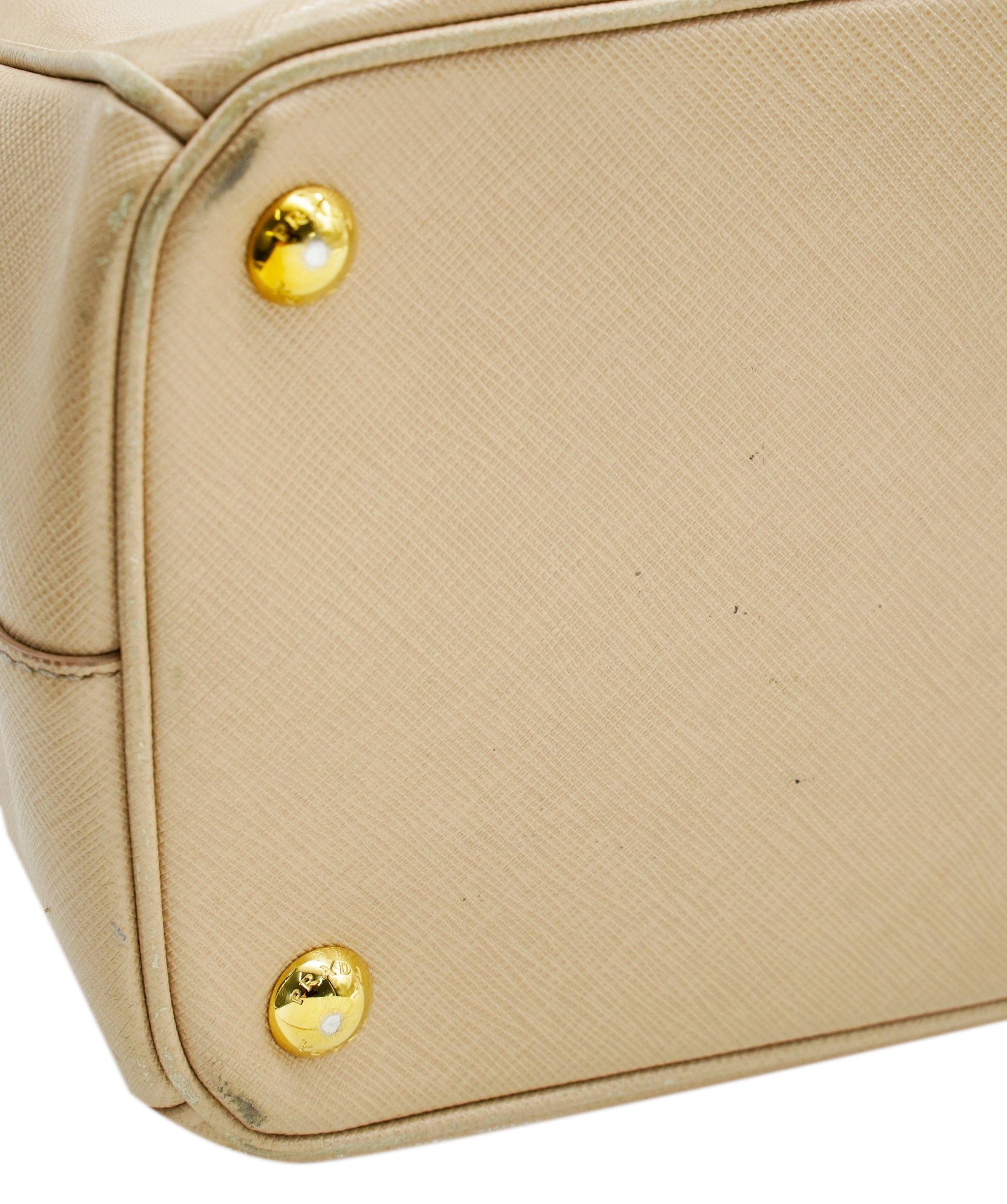 Prada Prada beige saffiano shoulder bag  ALC0422