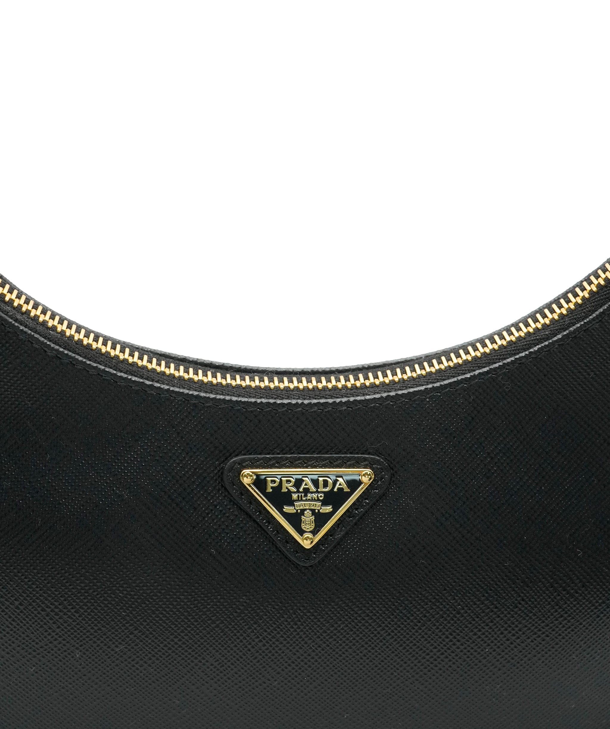 Prada Prada Black Saffiano Re-Edition 2005 ABC0846