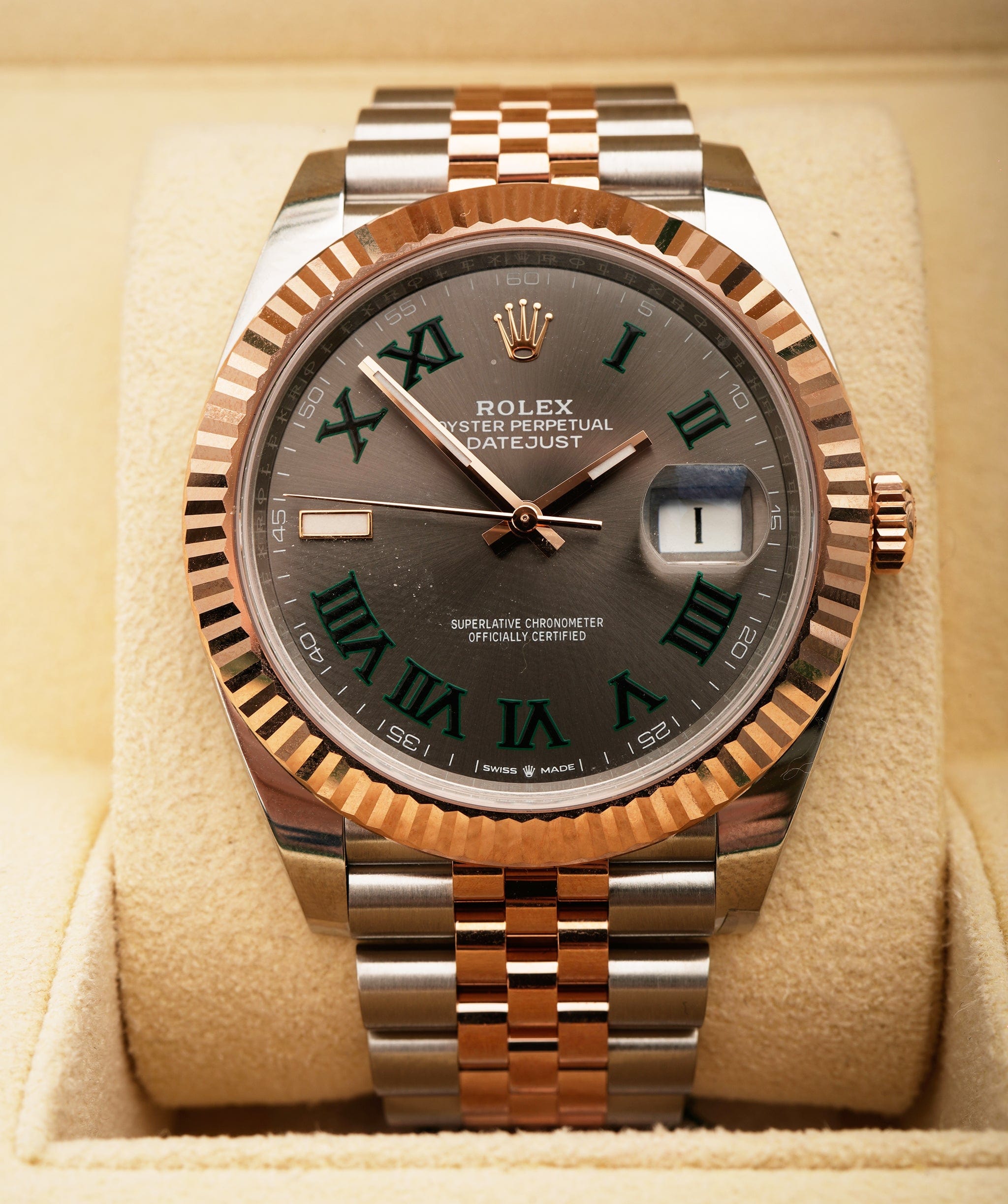 Rolex Rolex Wimbledon Datejust 41mm Everose and Steel Unworn Fullset ALC1500