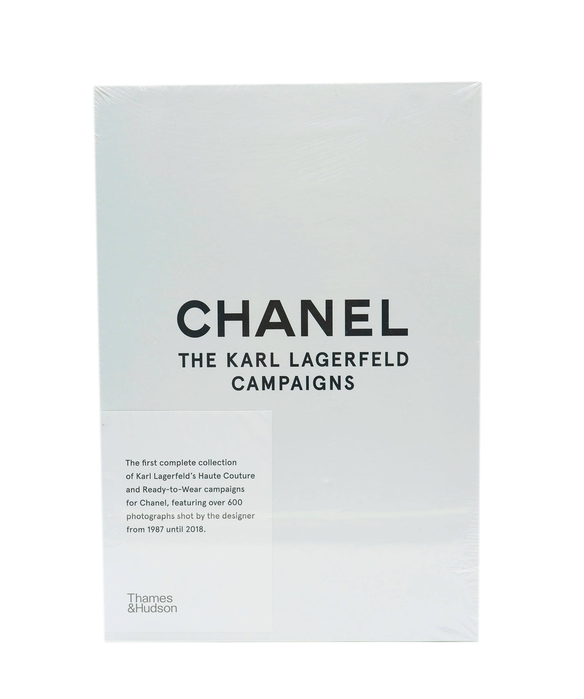 Thames and Hudson Chanel: The Karl Lagerfeld Campaign AWL4246