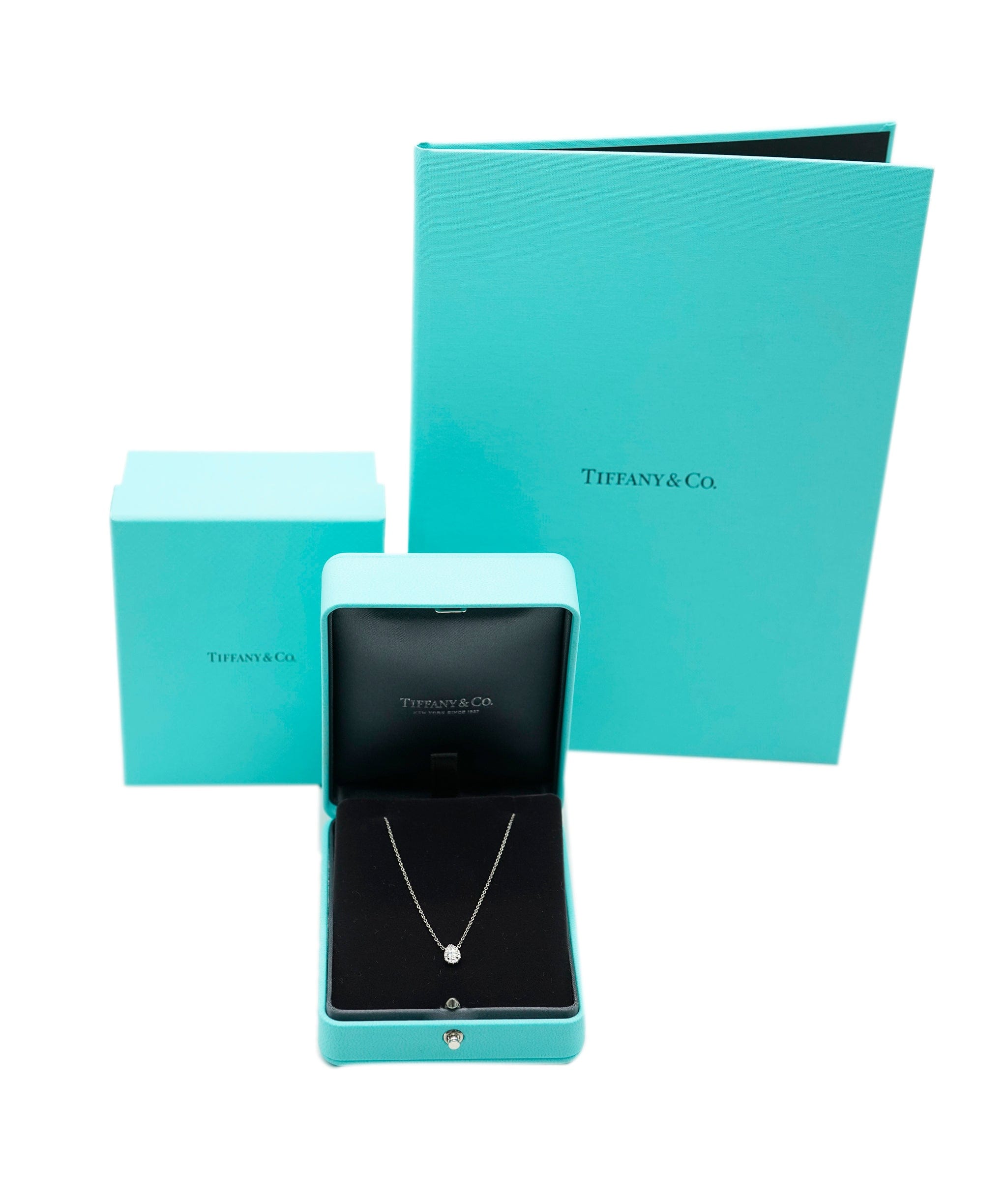 Tiffany & Co. Tiffany & Co. Soleste Pear Diamond Platinum Pendant Necklace ABC0753