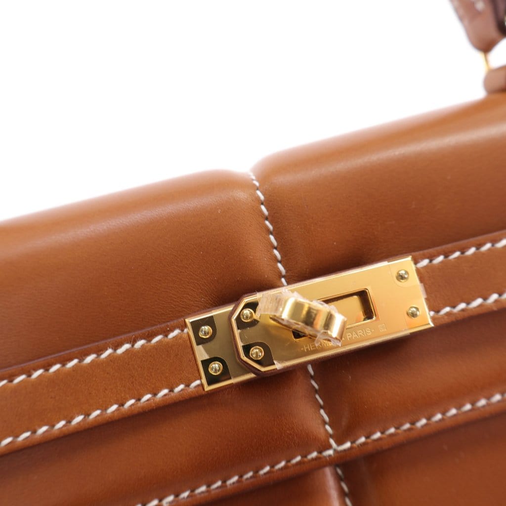 USA Hermes Padded Kelly 25 Gold Barenia