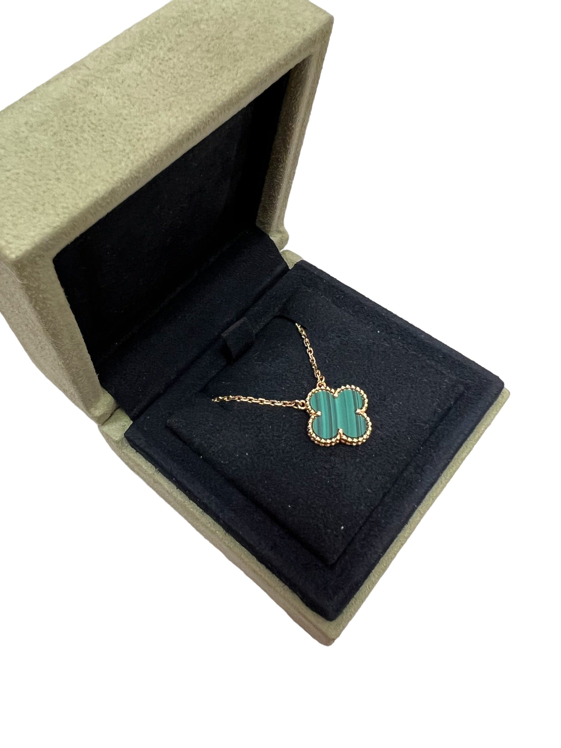 Van Cleef & Arpels Van Cleef & Arpels Vintage Alhambra Malacite YG Necklace SKC1603