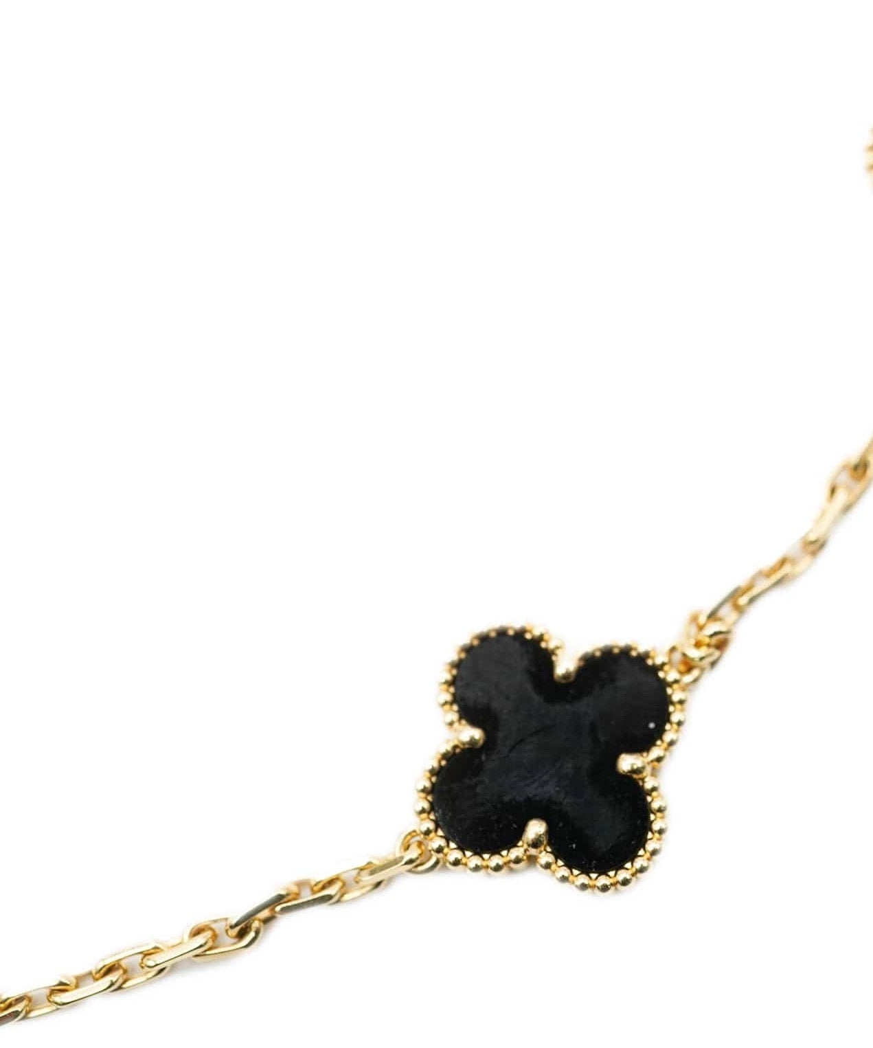 Van Cleef & Arpels Van Cleef & Arpels Onyx Vintage Alhambra 10 moift Yellow Gold necklace AHL1071