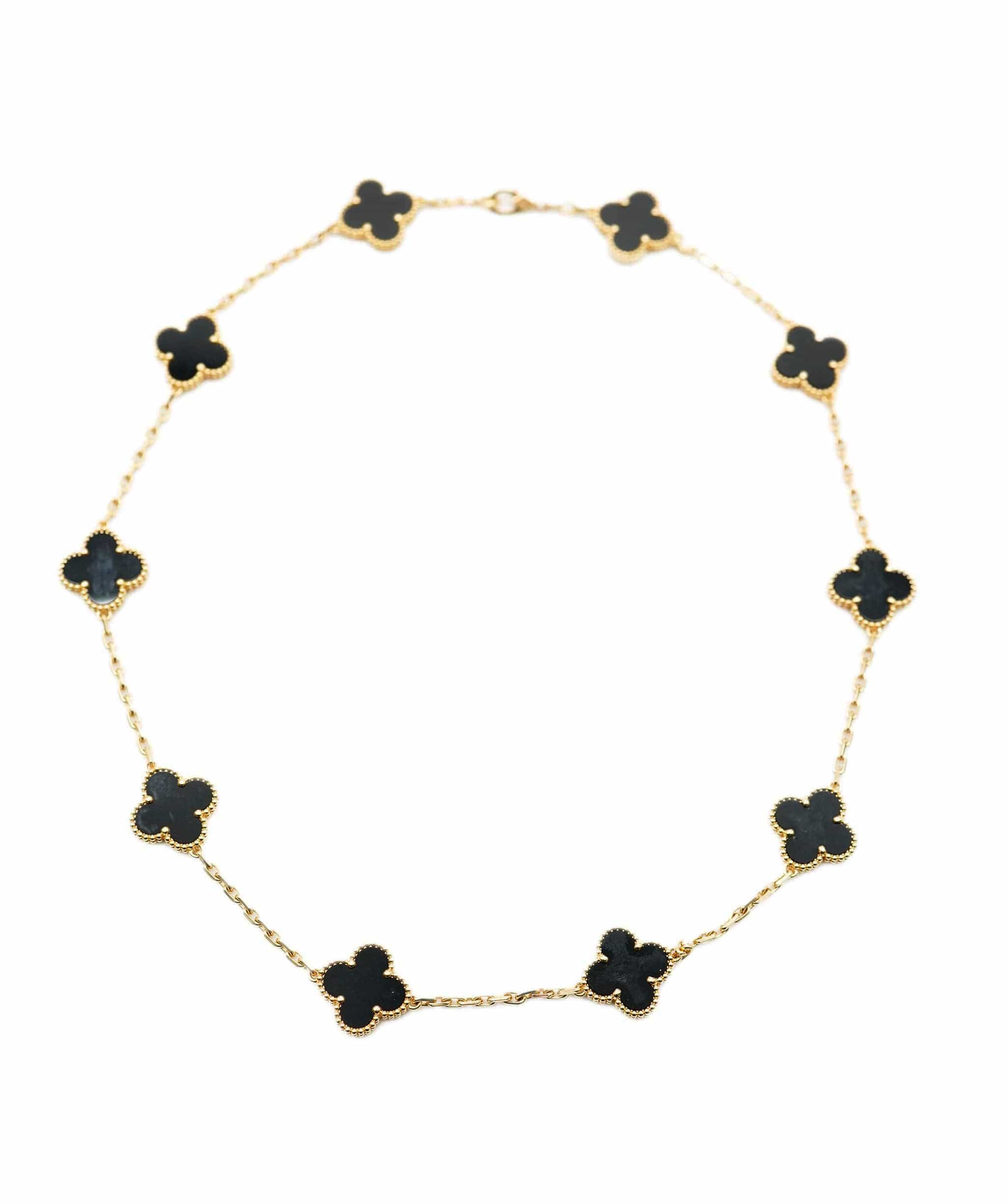 Van Cleef & Arpels Van Cleef & Arpels Onyx Vintage Alhambra 10 moift Yellow Gold necklace AHL1071