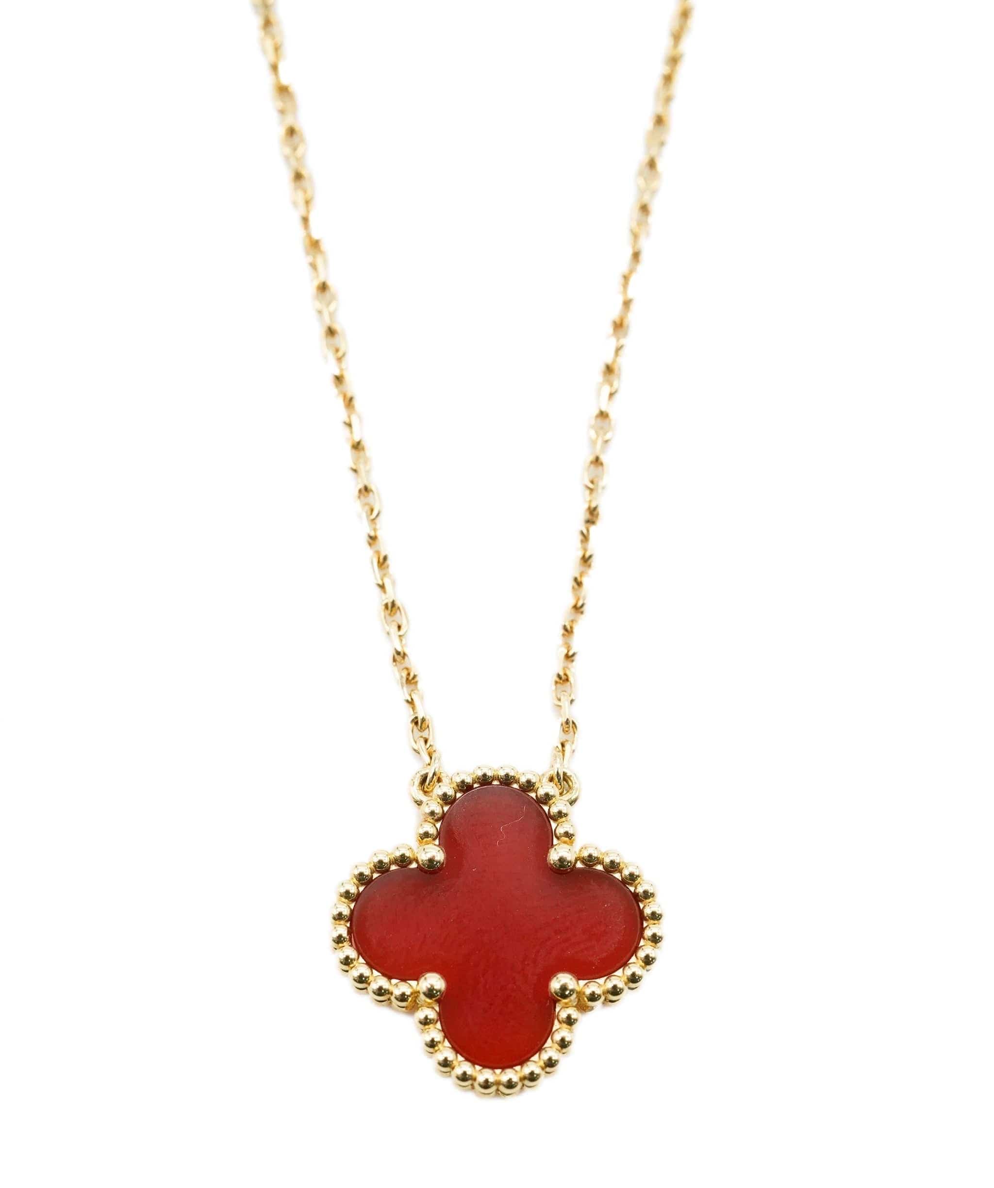 Van Cleef & Arpels Van Cleef & Arpels Vintage Alhambra 1-Motif Carnelian YG Necklace  SKC1789