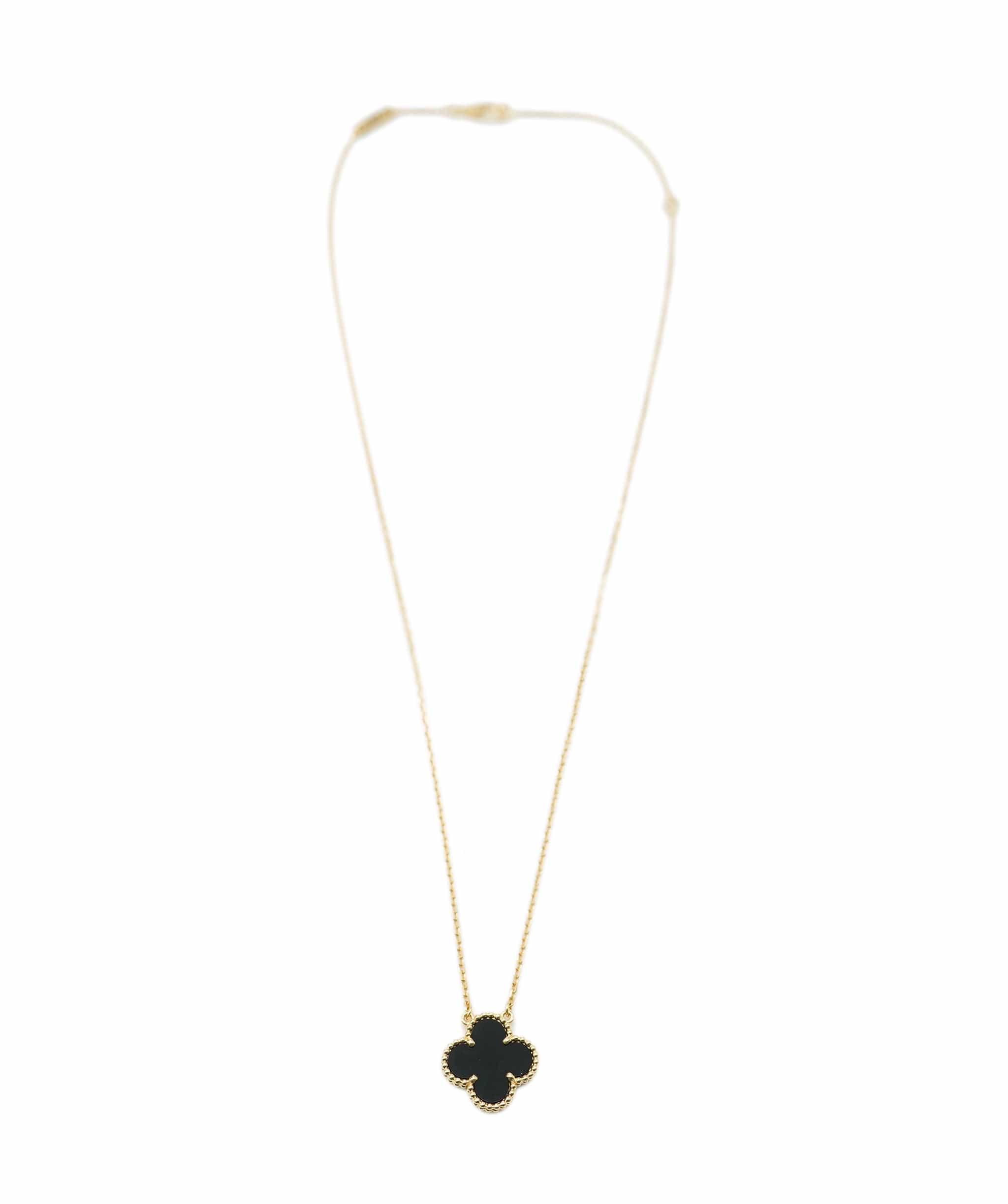 Van Cleef & Arpels Van Cleef & Arpels Vintage Alhambra Onyx Yellow Gold Pendant Necklace ASL10533