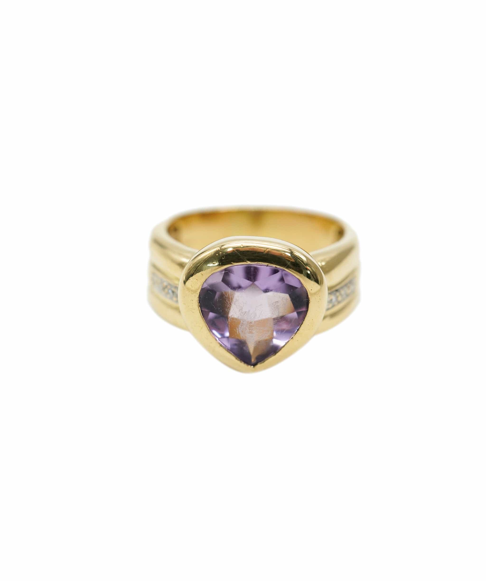 Vintage Amethyst and diamond yellow gold heart ring AHL1081