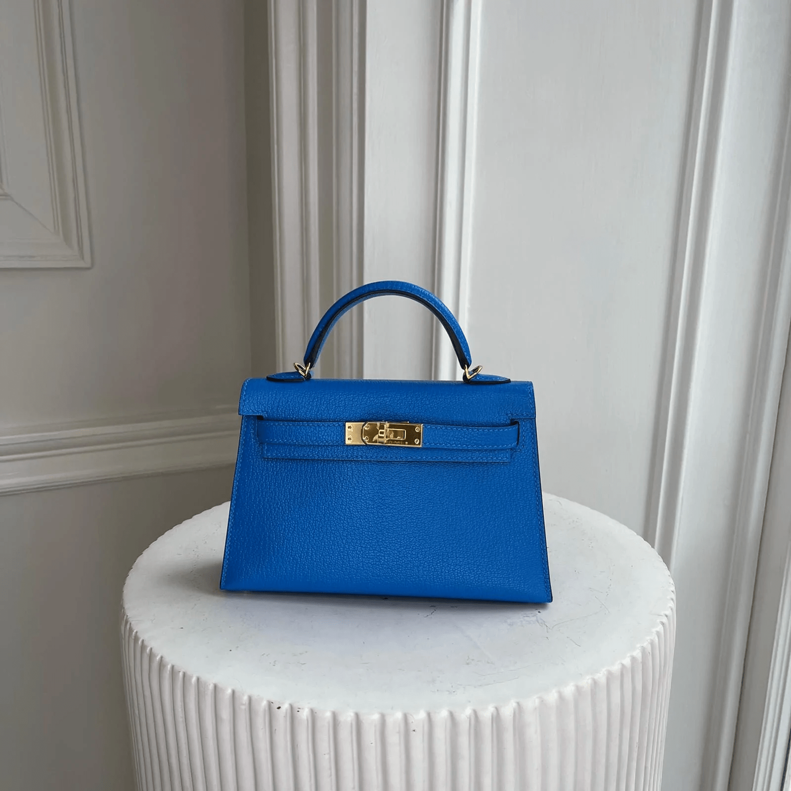 www.LuxuryVault.London HERMÈS MINI KELLY II 20CM BLUE HYDRA Chèvre Leather with Gold Hardware