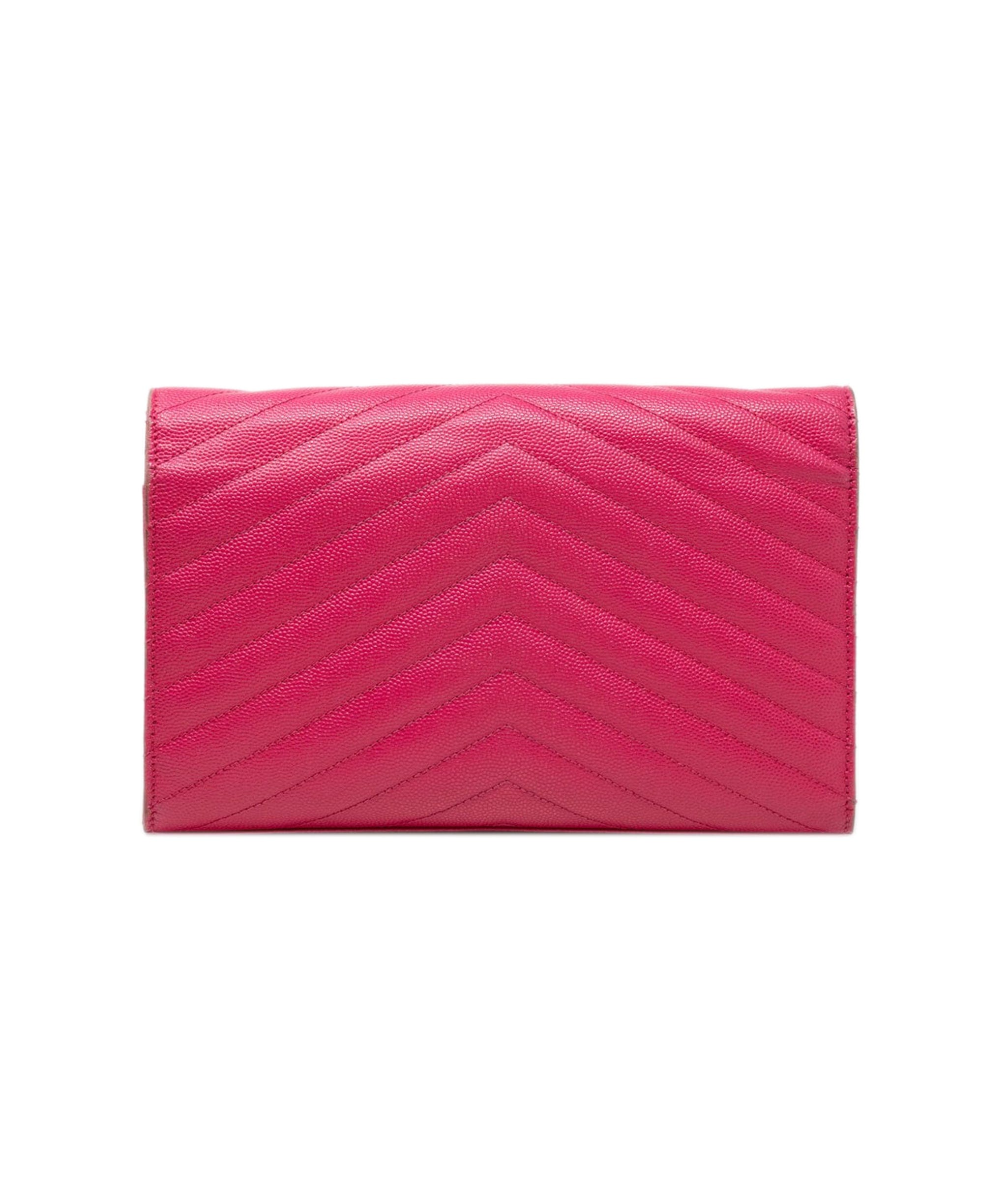 Yves Saint Laurent Yves Saint Laurent Envelope Chain Fuchsia WOC style bag - AWL2667