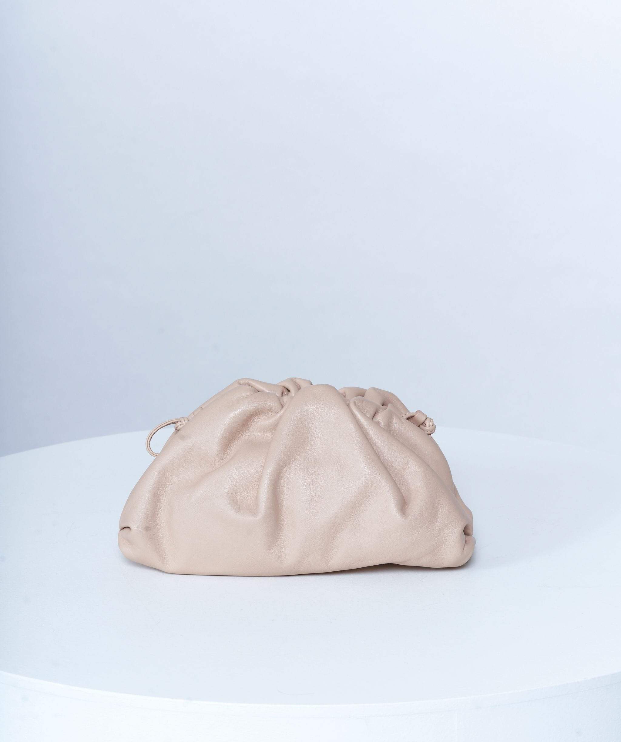 Bottega Bottega Veneta beige pouch