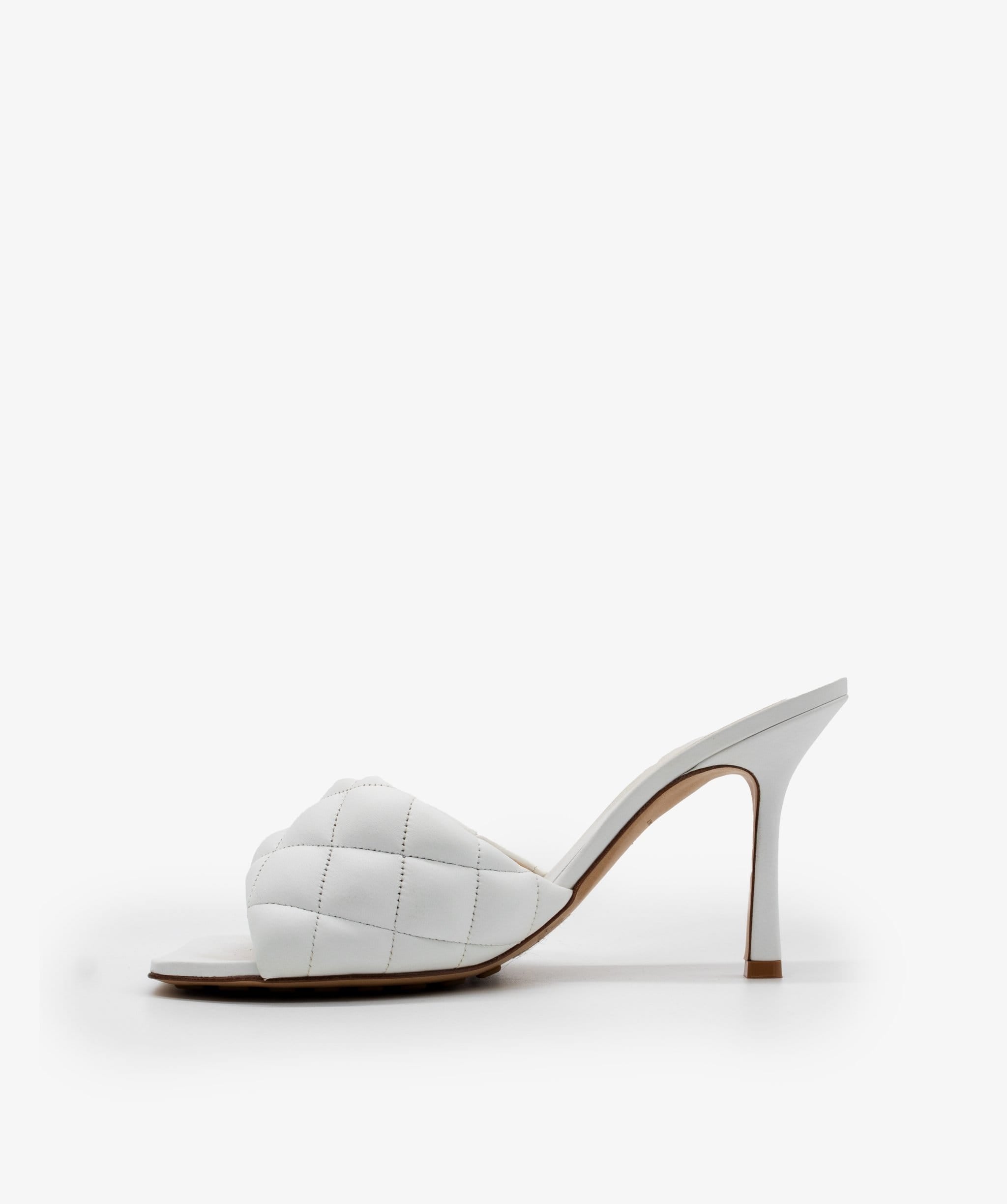 Bottega Bottega Veneta Lido Padded White Slides RJC1084