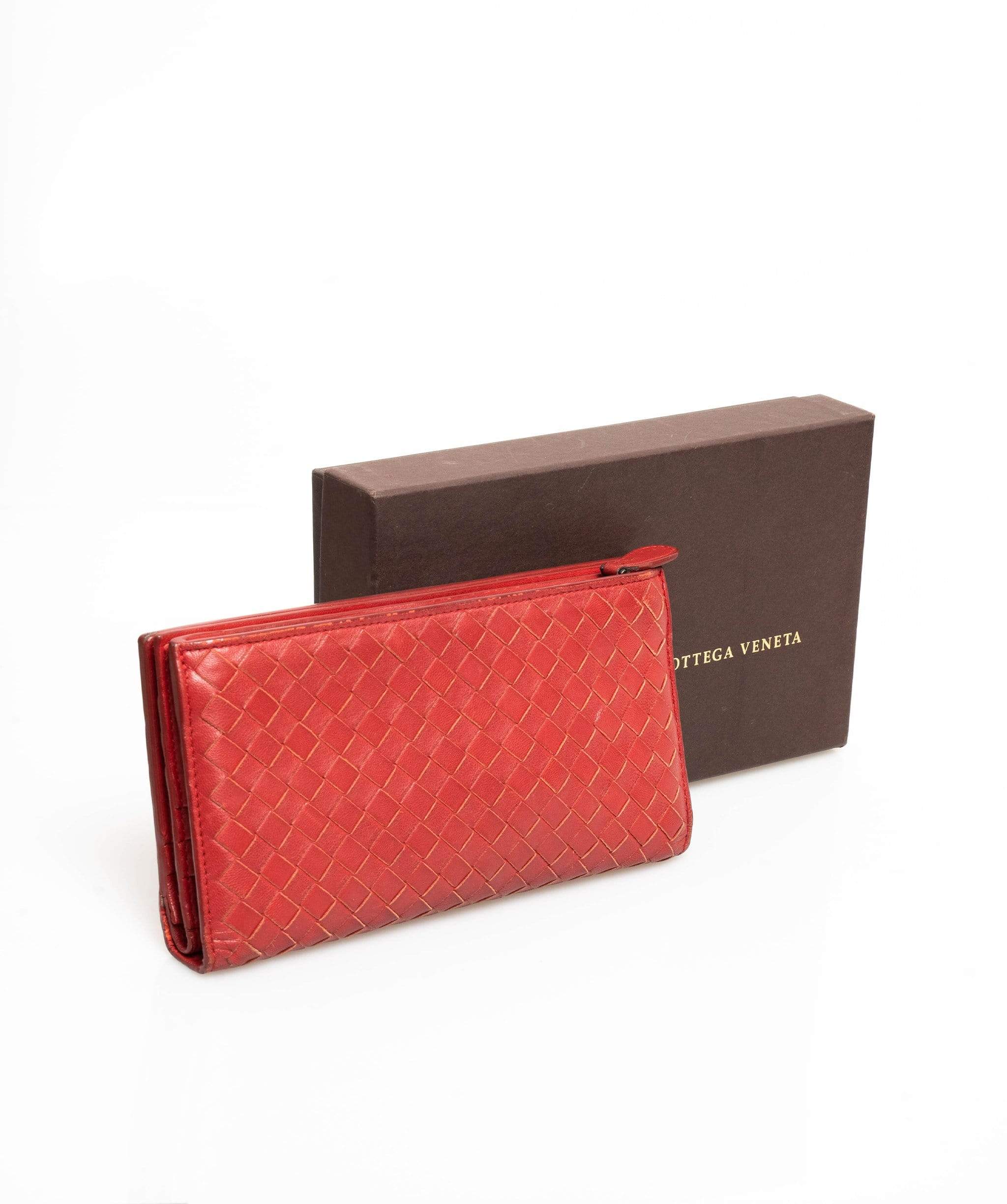 Bottega Veneta Bottega Veneta Intrecciato Red Leather Wallet AGL1004