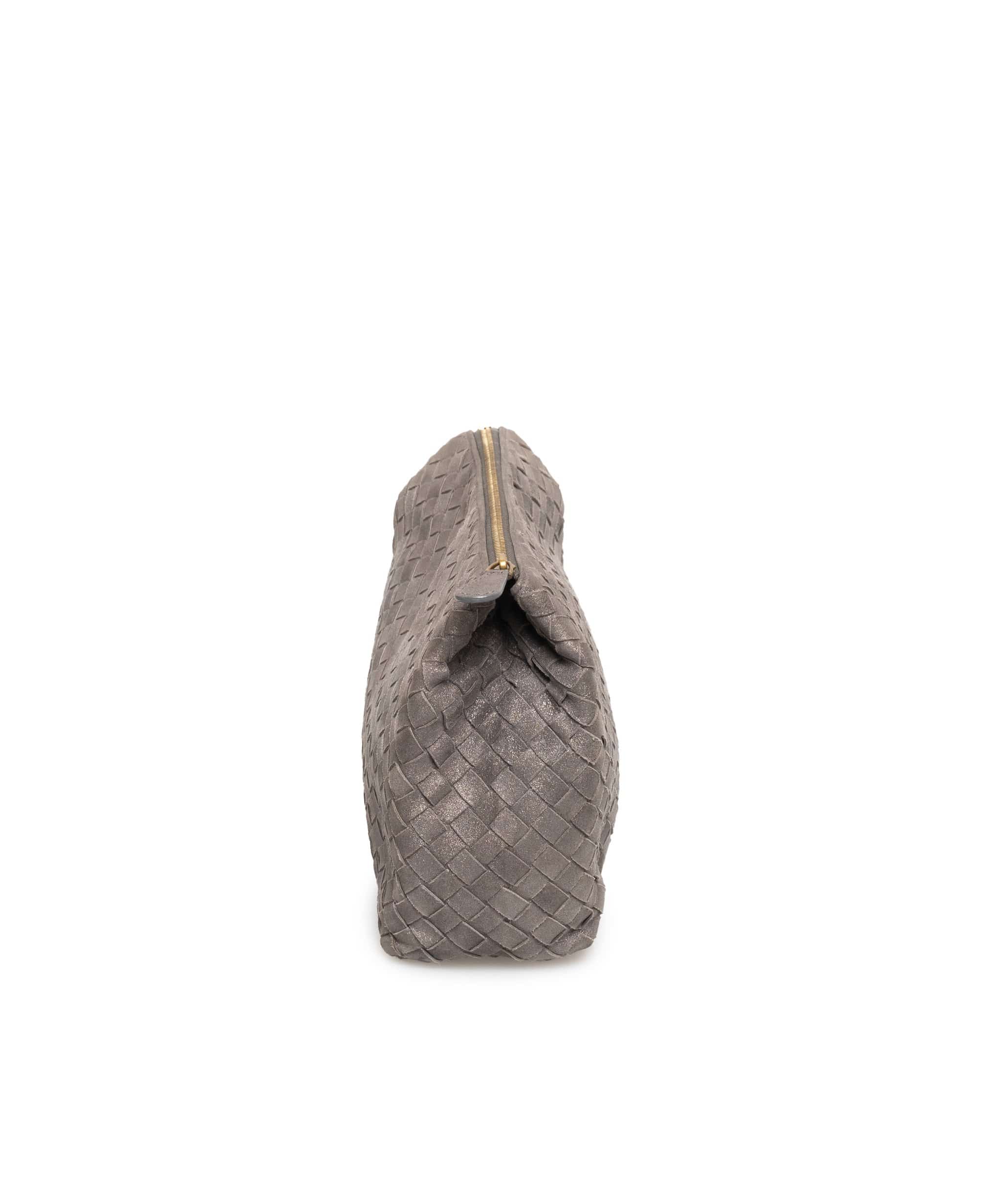 Bottega Veneta Bottega Veneta Intrecciato Woven Grey Leather Pouch-MW2589