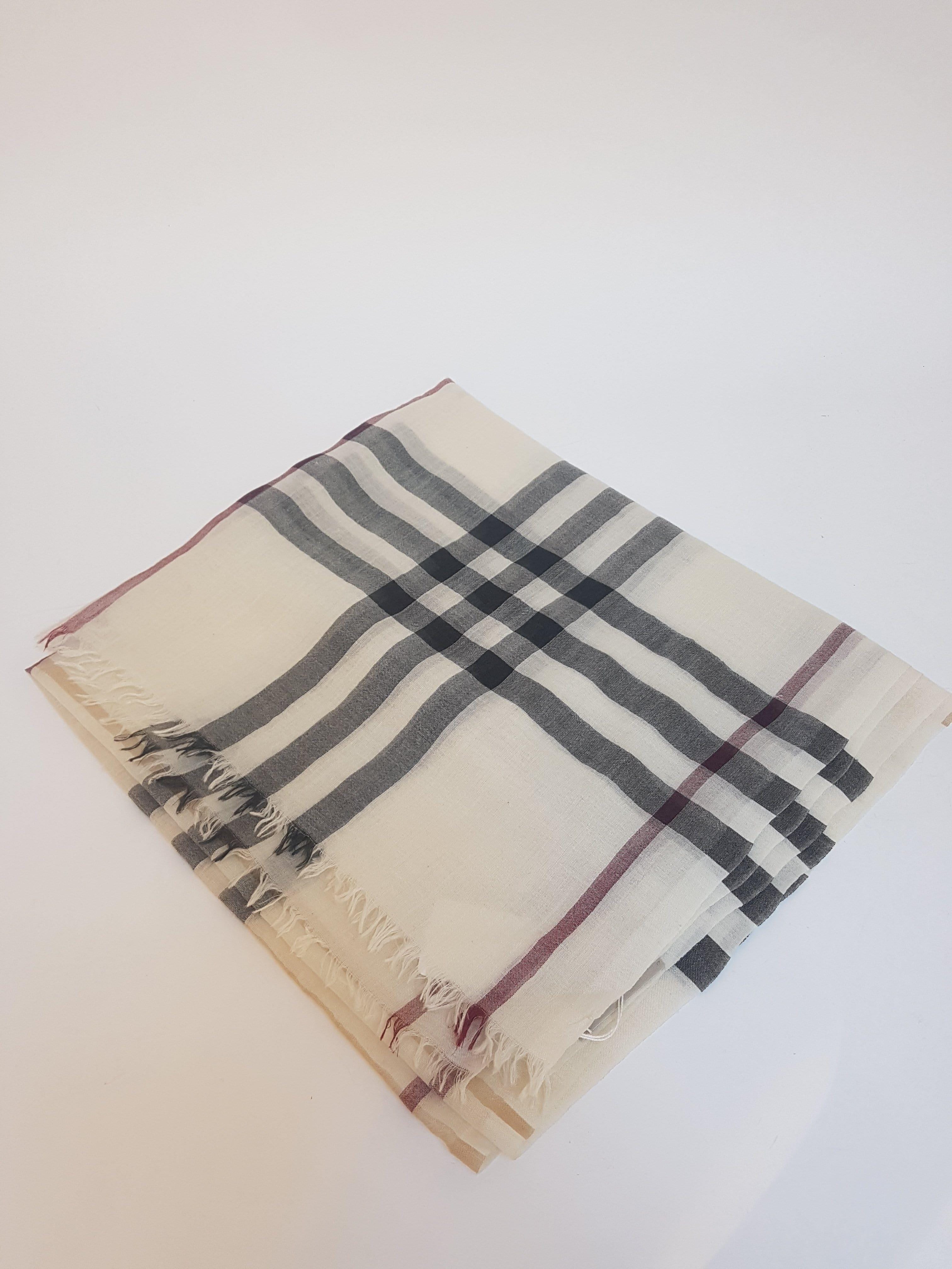 Burberry Burberry scarf