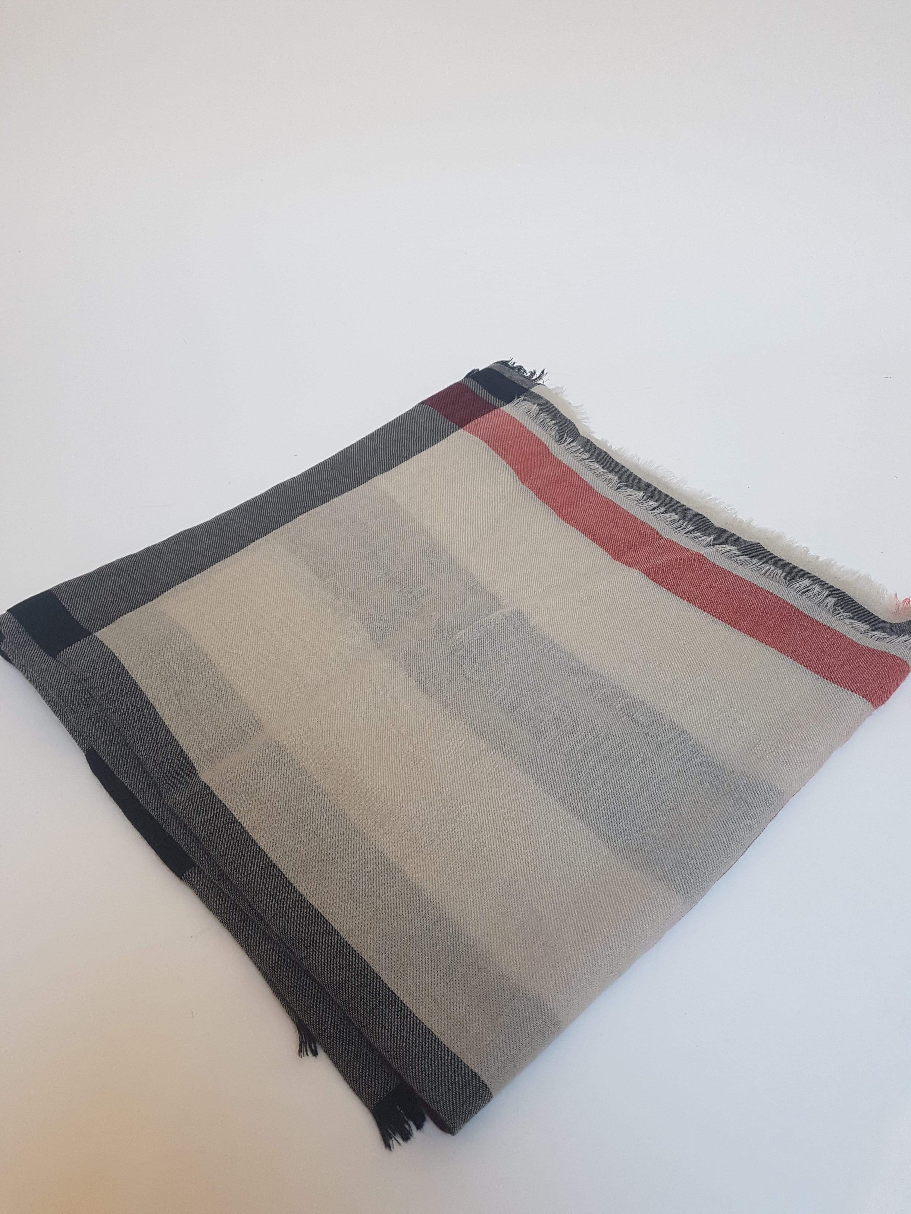 Burberry Burberry shawl cashmere