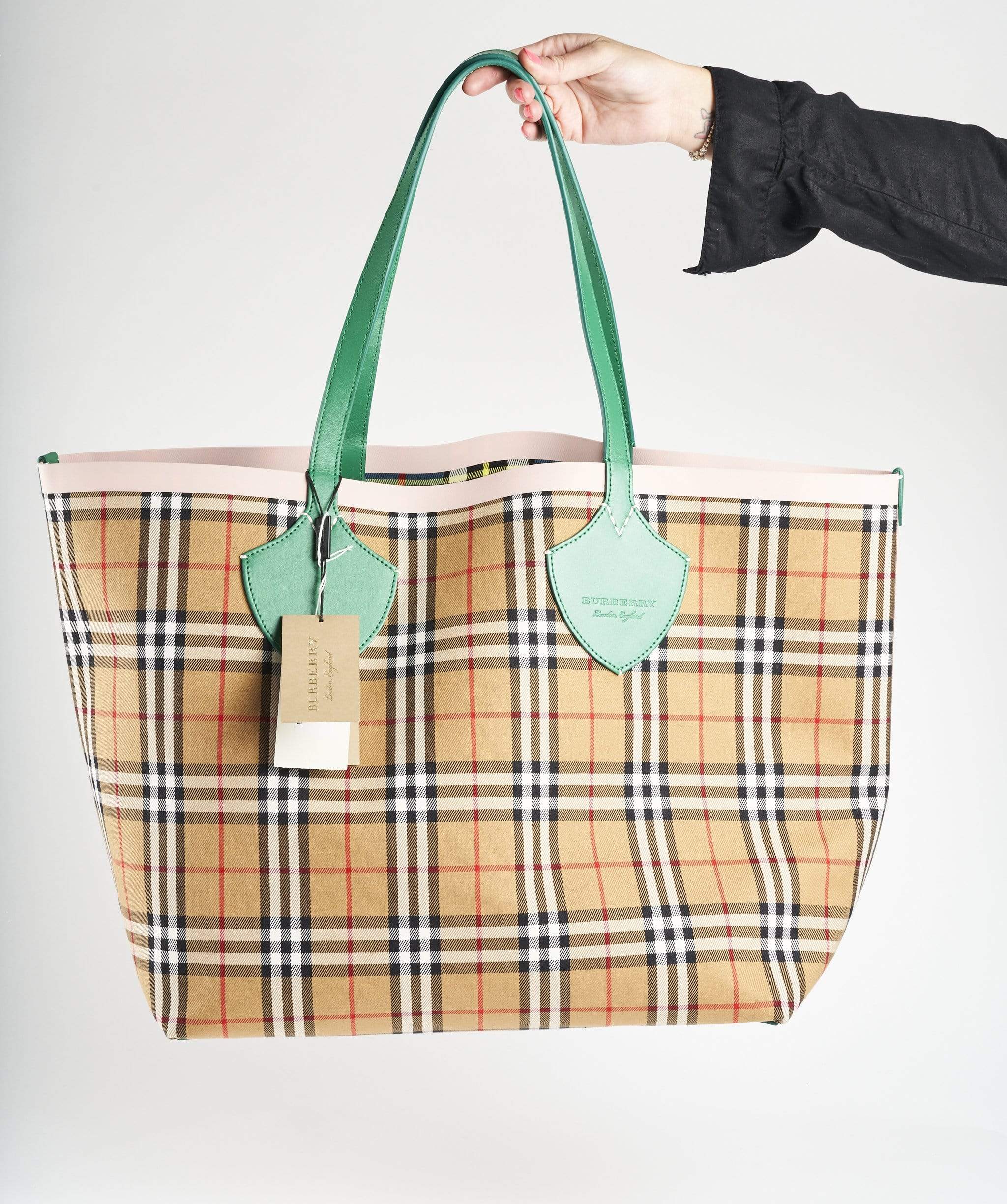 Burberry Burberry XL reversible tote