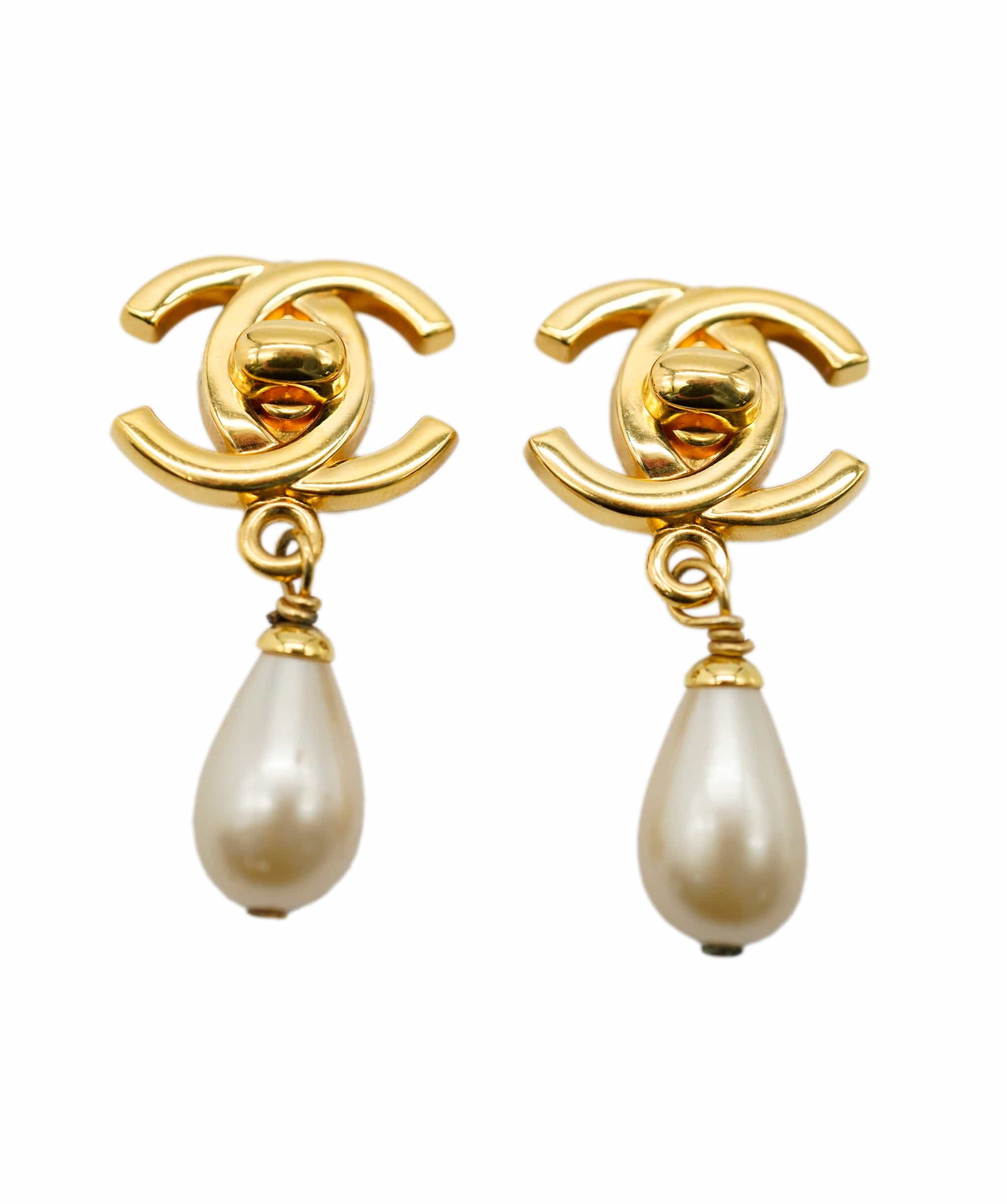 Chanel CC Turnlock Pearl Dangle Earrings ASL7582