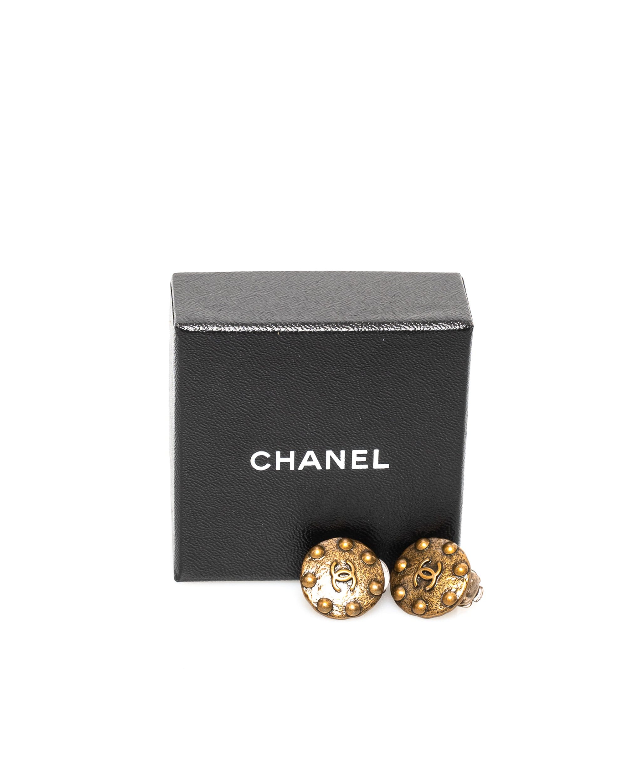 Chanel Chanel Antique Gold clip on earrings - AWL1231