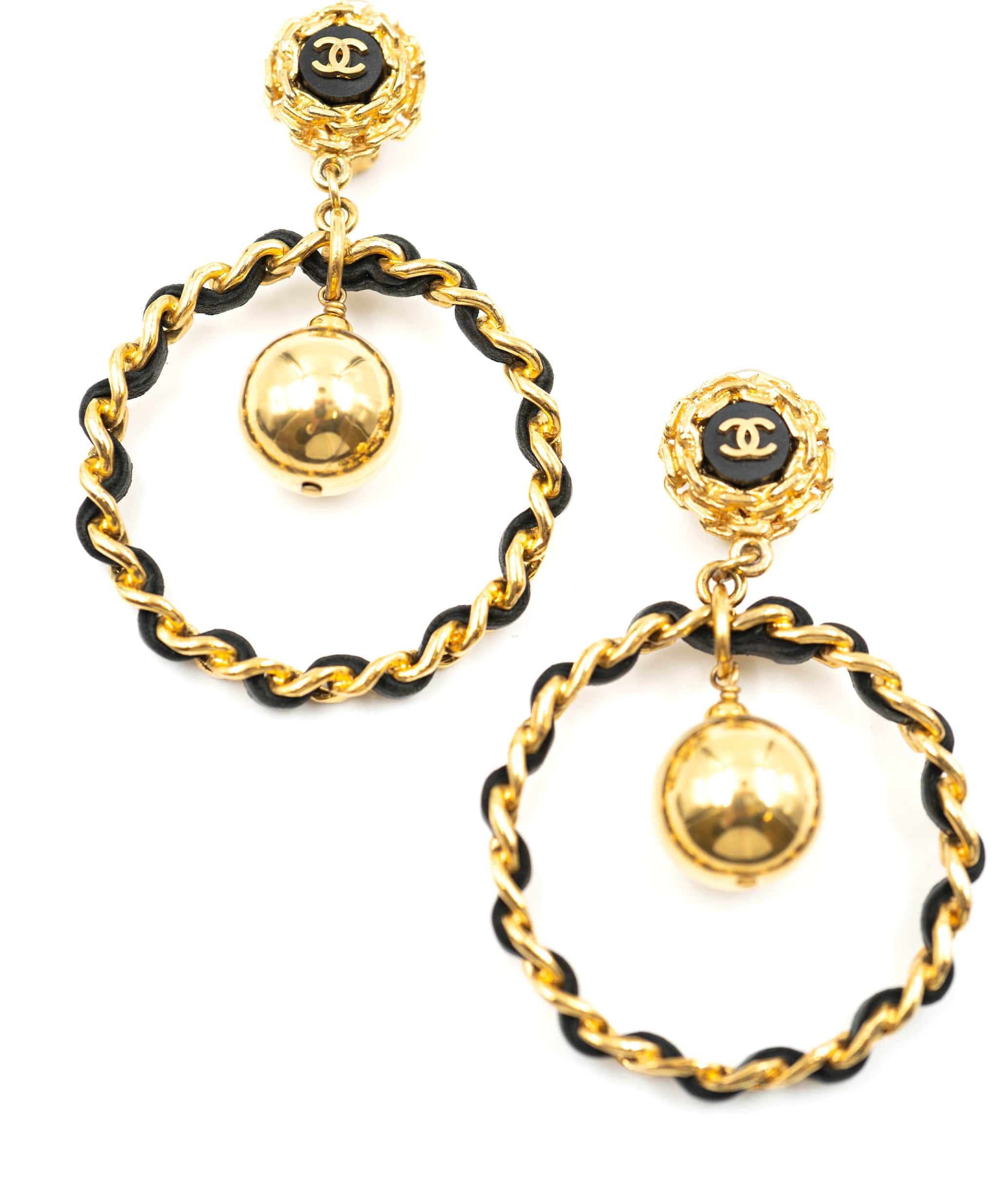 Chanel Chanel black and gold leather hoops with CC logo and ball - ASL4085