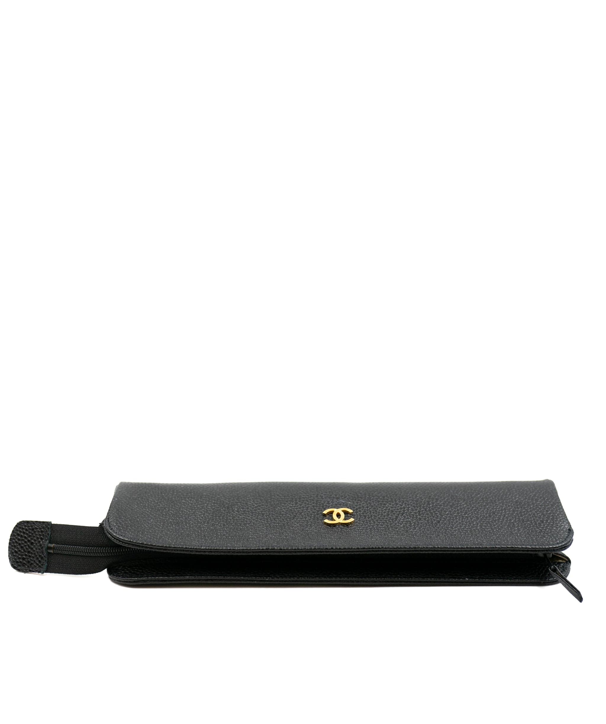 Chanel Chanel black caviar pencil holder, serial 5165604 - AEC1029