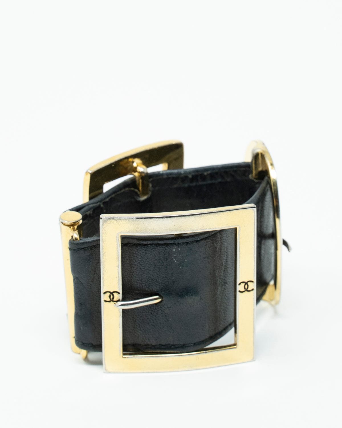 Chanel Chanel Black leather CUFF - AWL3415