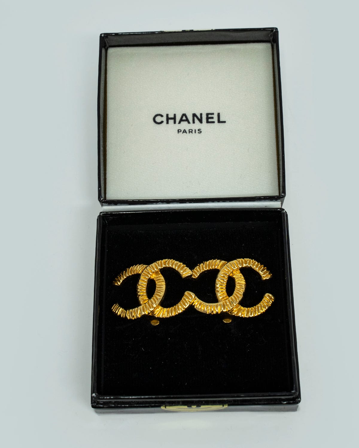 Chanel Chanel CC 24kt gilded earrings - ADL1970