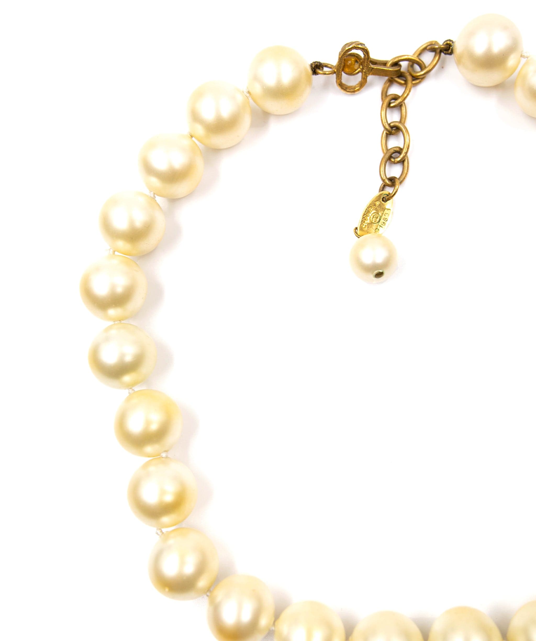 Chanel Chanel CC Charm Faux Pearl Bracelet - ASL2384