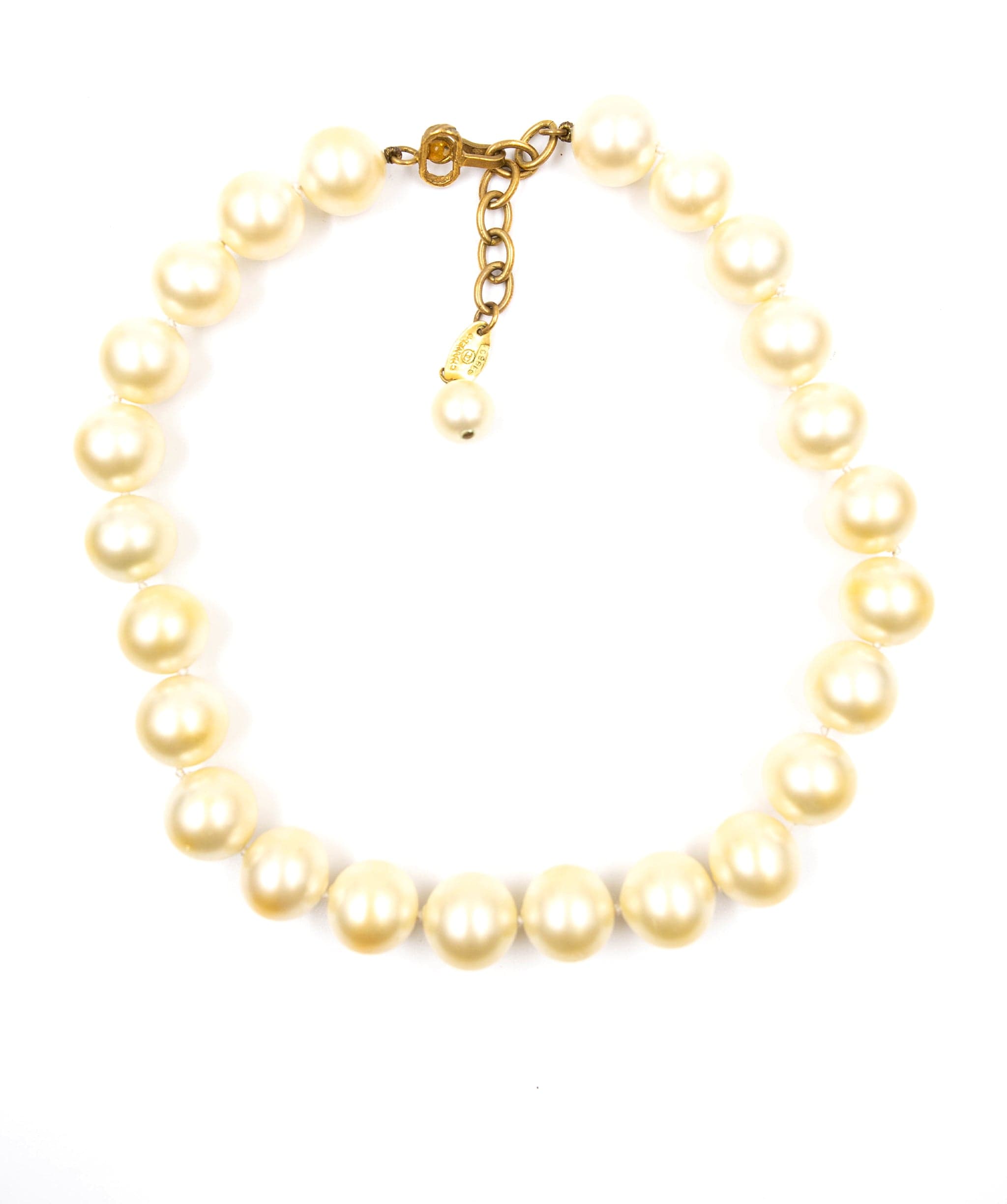 Chanel Chanel CC Charm Faux Pearl Bracelet - ASL2384